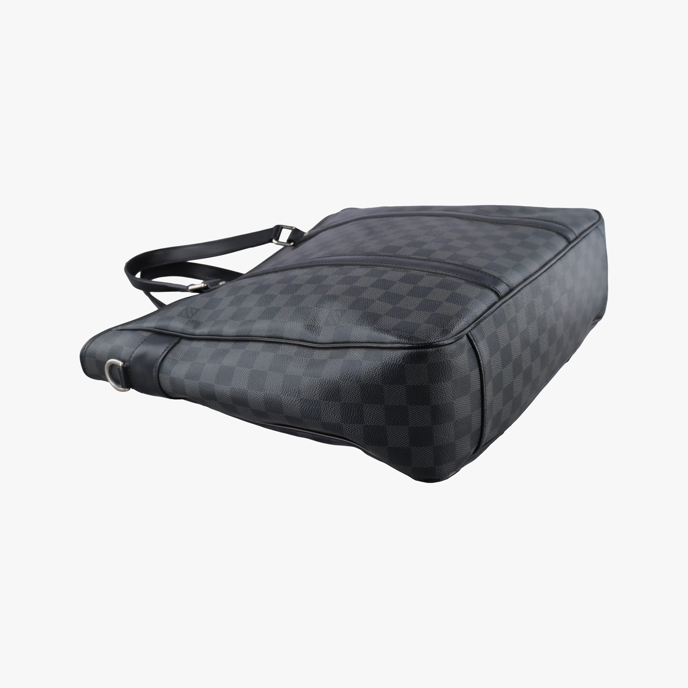 Secondhand Louis Vuitton TADAO Noir Damier Graphite N51192 shoulderbag | stylenewstar