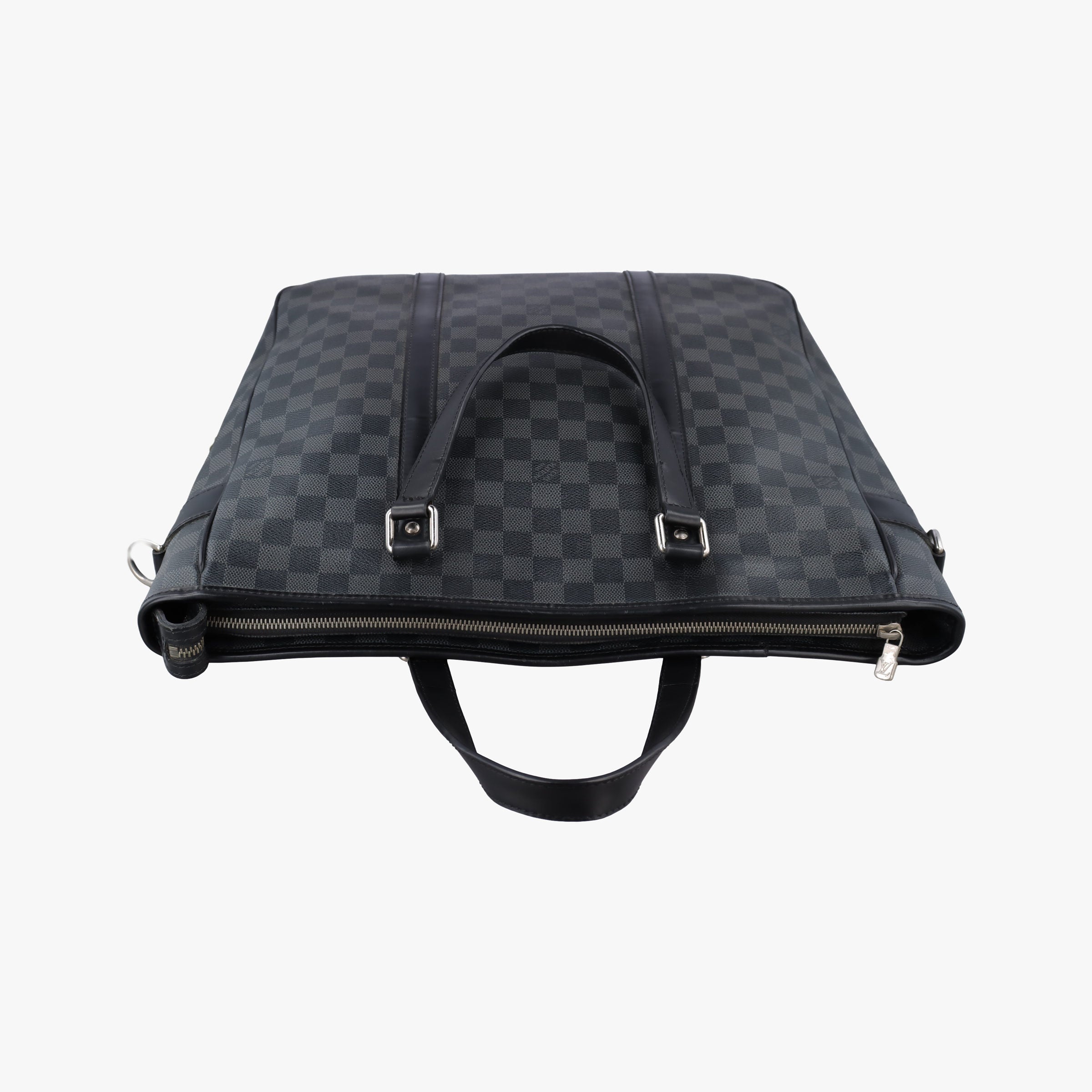 Secondhand Louis Vuitton TADAO Noir Damier Graphite N51192 shoulderbag | stylenewstar