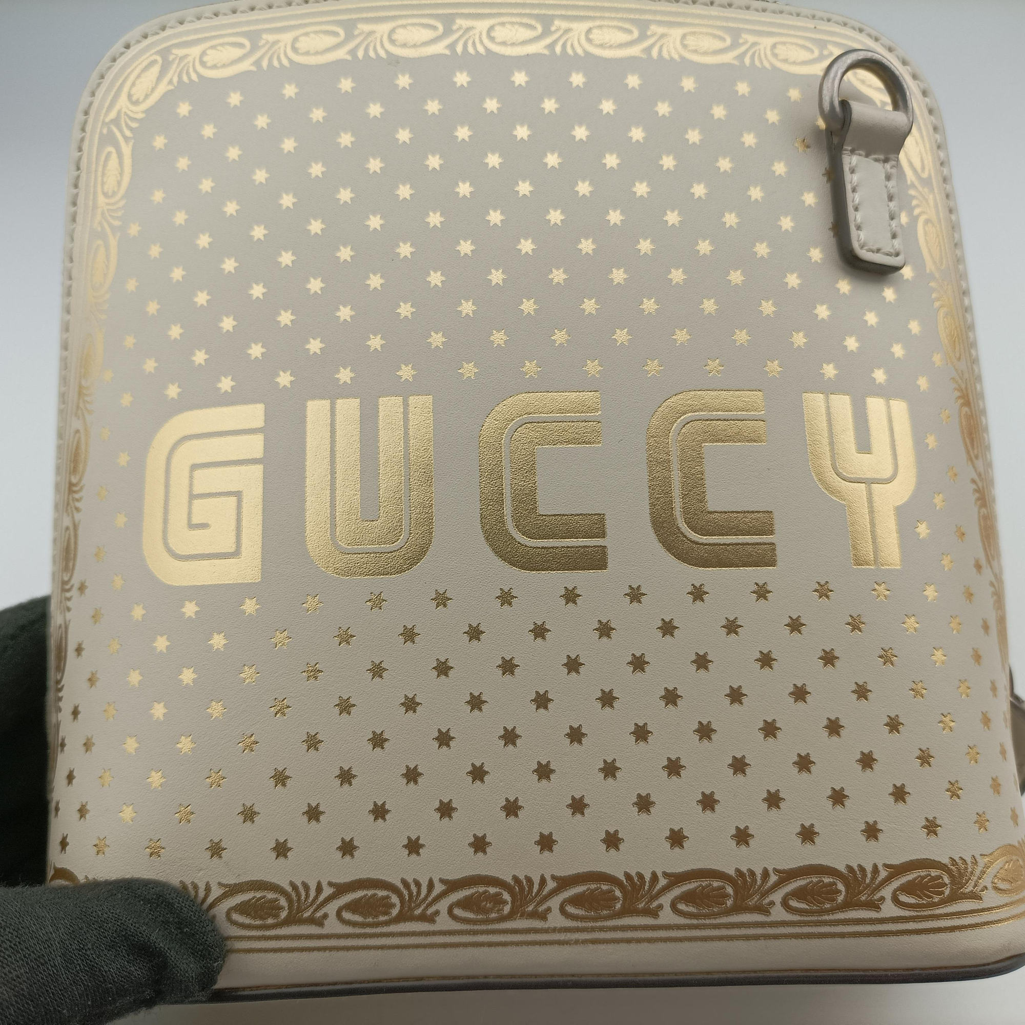 Vintage Gucci SEGA collaboration GUCCY print White Leather 511189 shoulderbag | stylenewstar