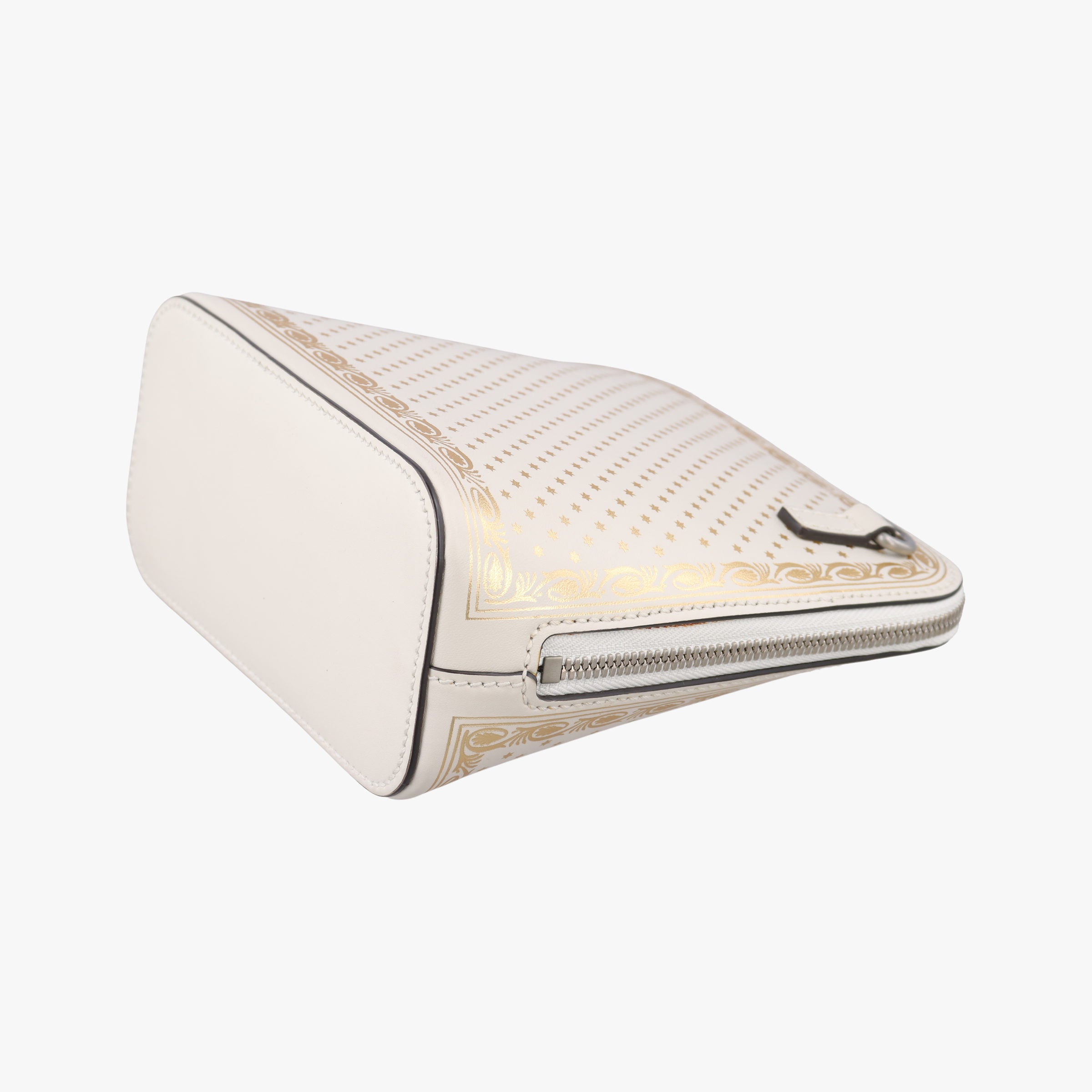 Vintage Gucci SEGA collaboration GUCCY print White Leather 511189 shoulderbag | stylenewstar