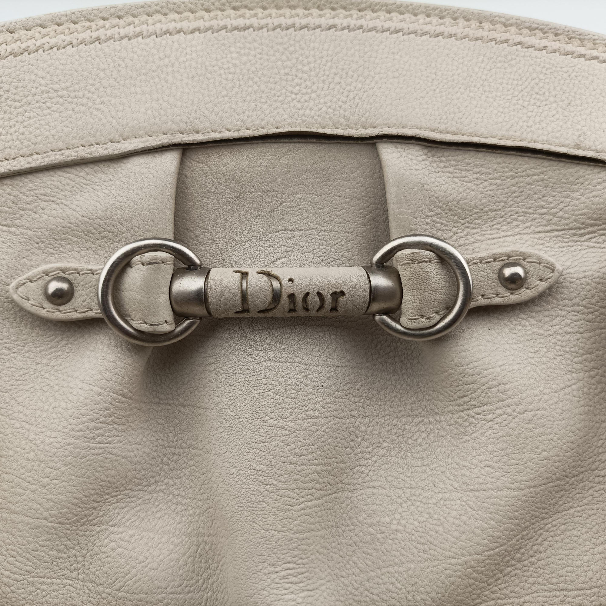 Pre-owned Christian Dior Detective White leather  handbag | stylenewstar