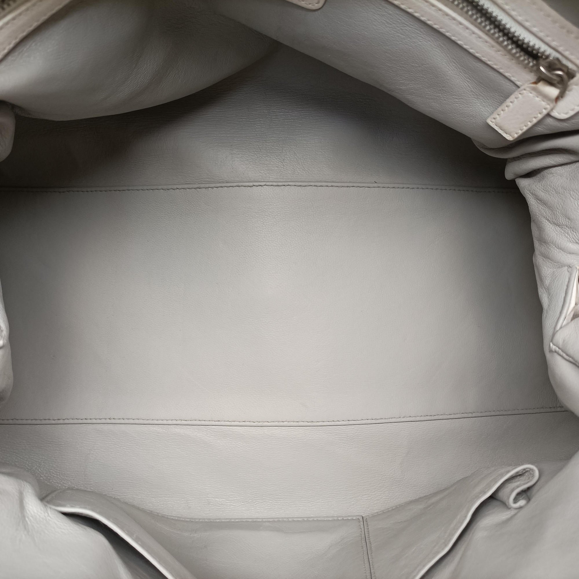 Pre-owned Christian Dior Detective White leather  handbag | stylenewstar