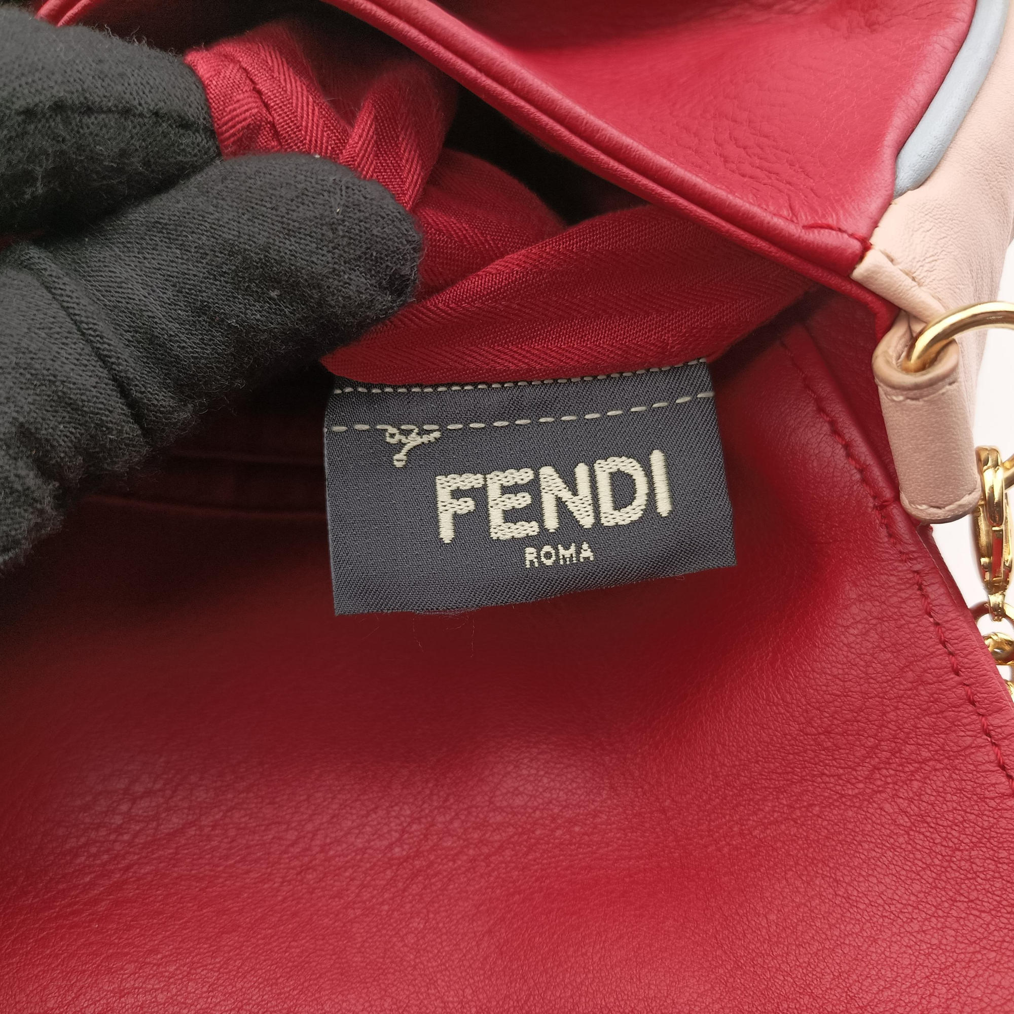Pre-owned Fendi Fendista Pochette Red Leather 8M0276 shoulderbag | stylenewstar