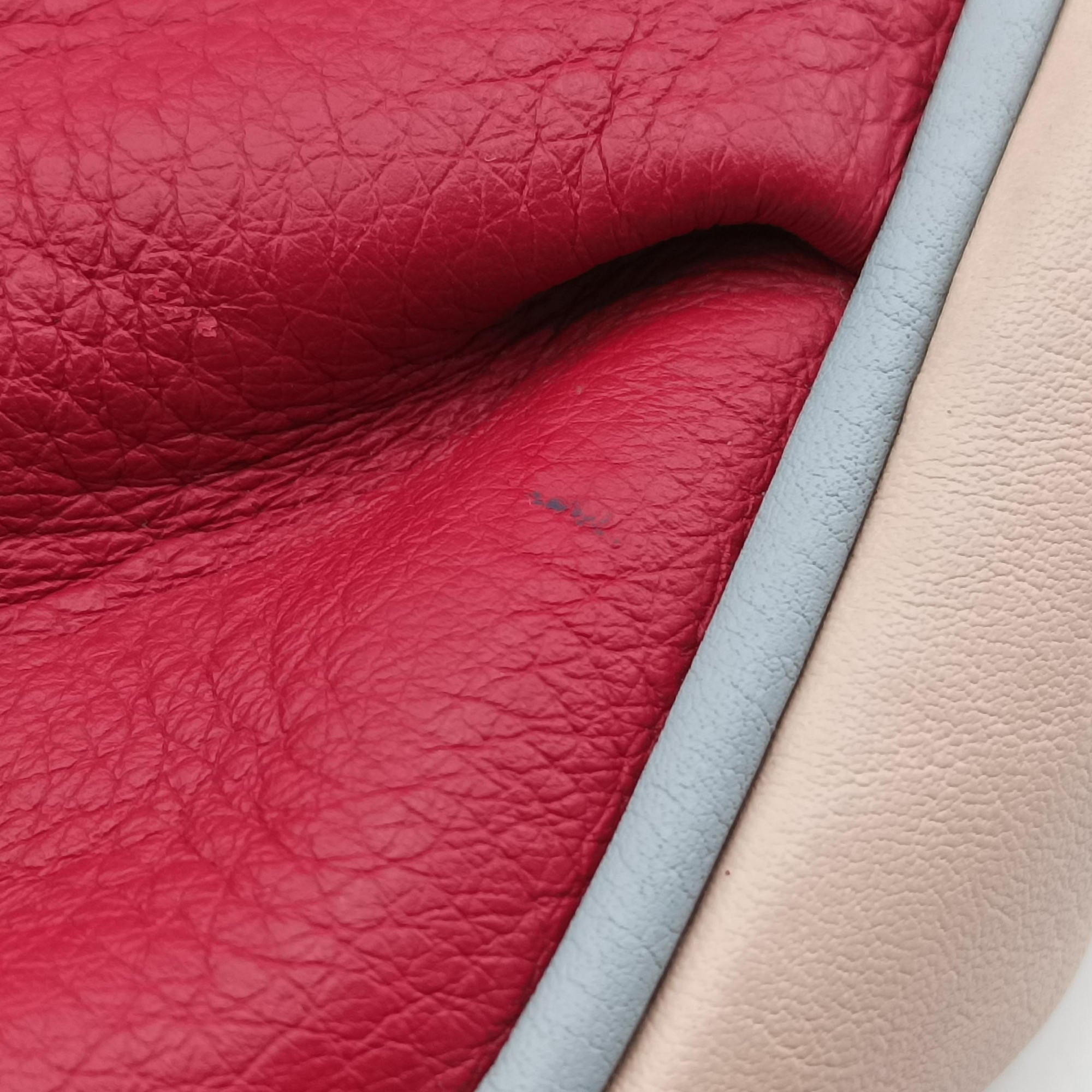 Pre-owned Fendi Fendista Pochette Red Leather 8M0276 shoulderbag | stylenewstar