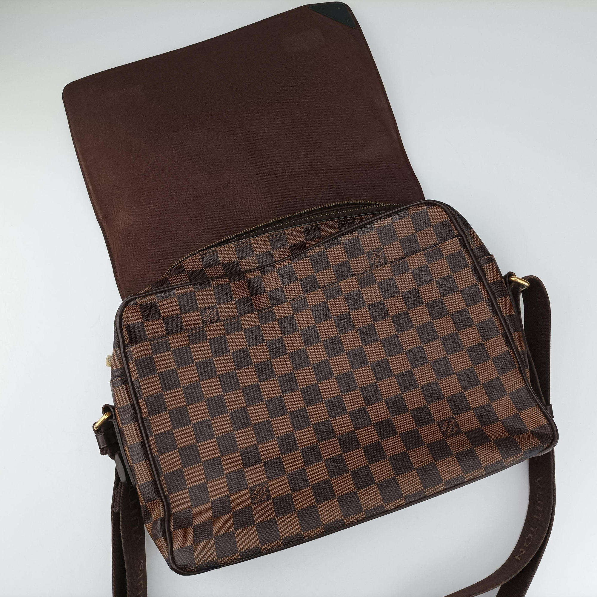 Pre-owned Louis Vuitton SHELTON EBENE Damier Canvas N41149 shoulderbag | stylenewstar