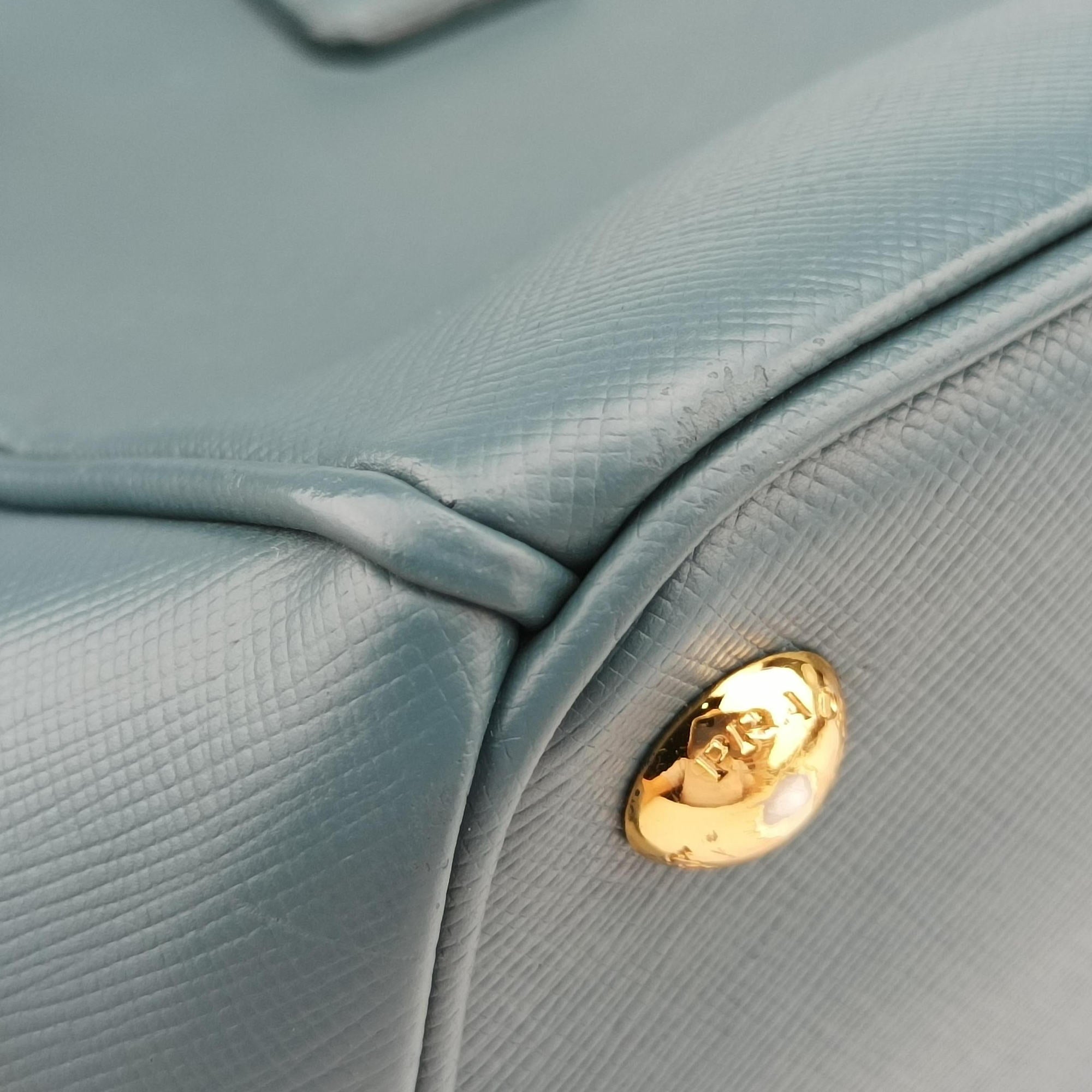 Pre-owned Prada Galleria Blue SAFFIANO Leather BN1786 handbag | stylenewstar