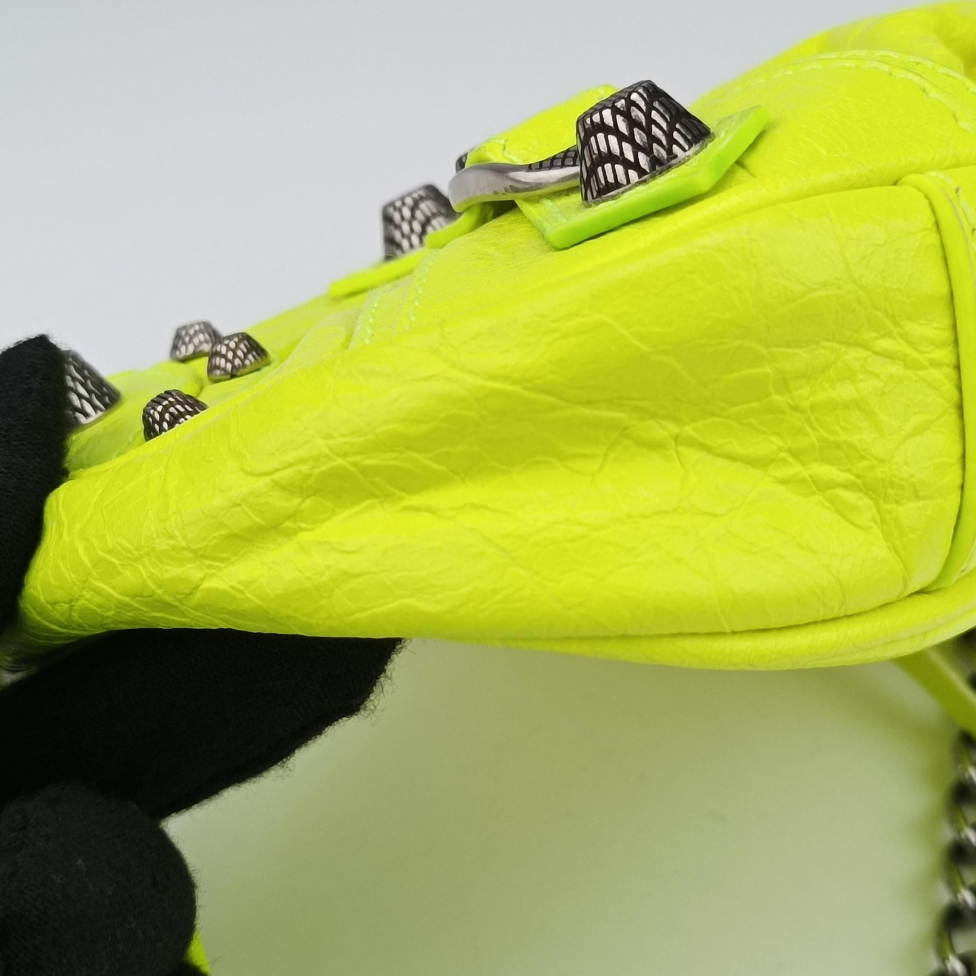 Vintage Balenciaga Le Cagole Yellow lambskin  shoulderbag | stylenewstar