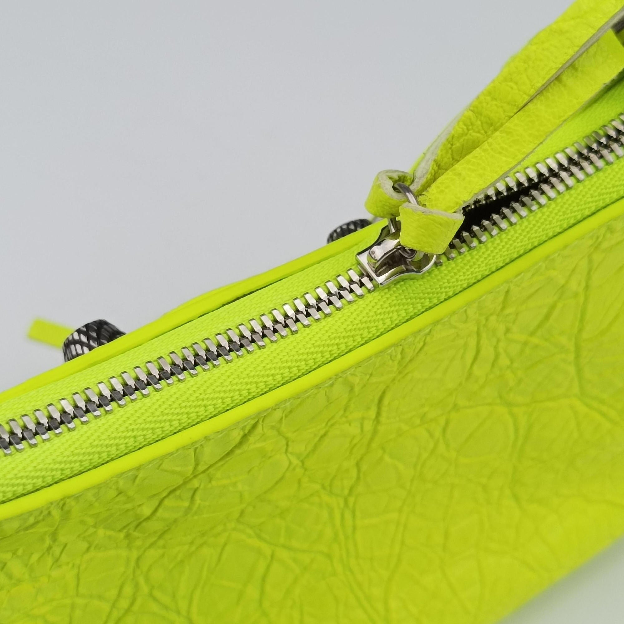 Vintage Balenciaga Le Cagole Yellow lambskin  shoulderbag | stylenewstar
