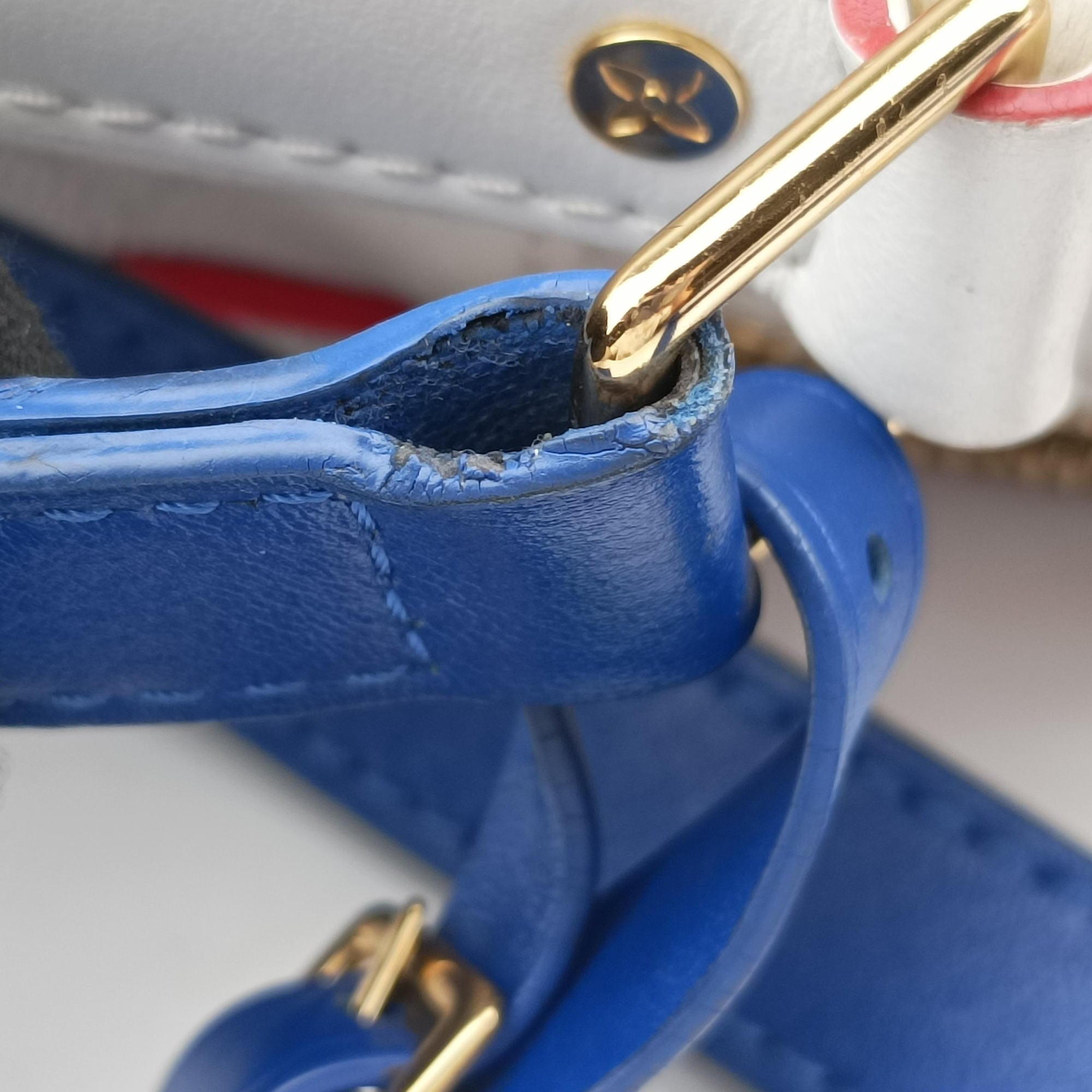 Pre-owned Louis Vuitton LVxNBA Nile Messenger 2021 CR Antarctica PVC coated canvas M45583 shoulderbag | stylenewstar