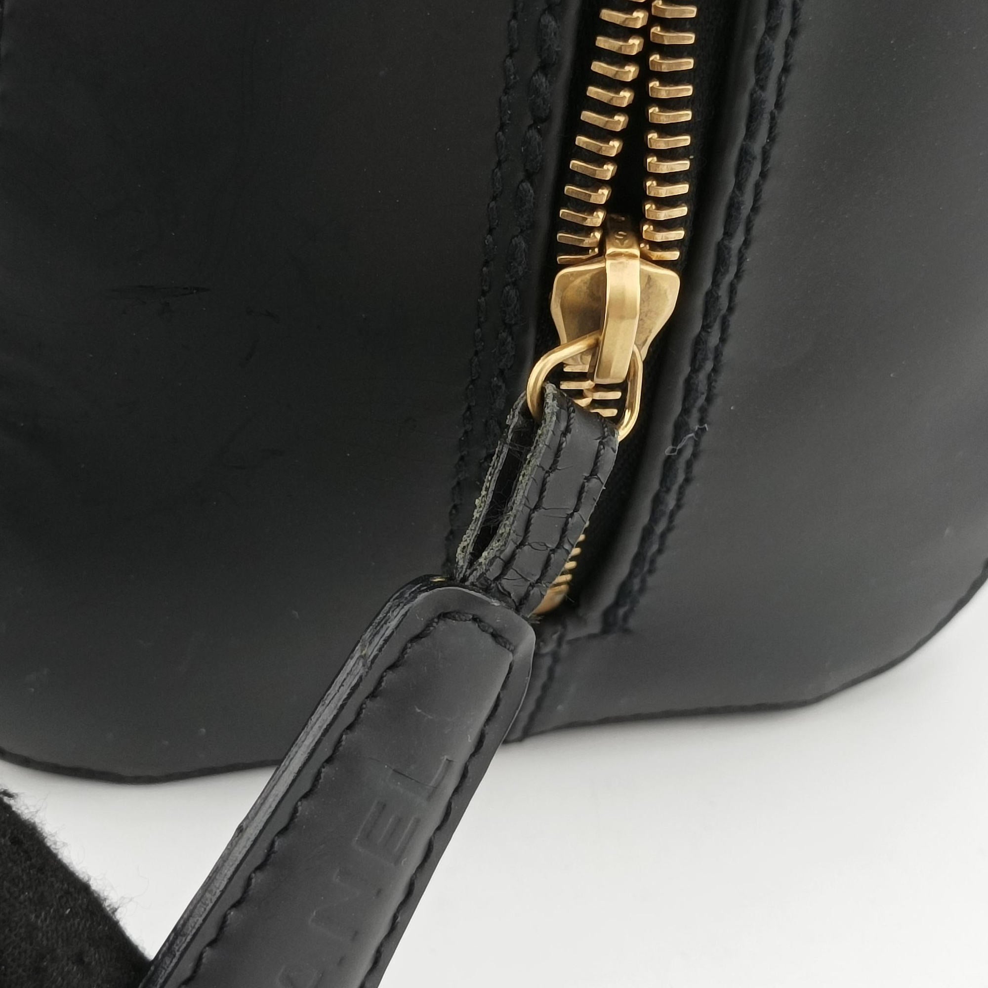 Pre-owned Chanel Wild Stitch Black Leather A14693 handbag | stylenewstar