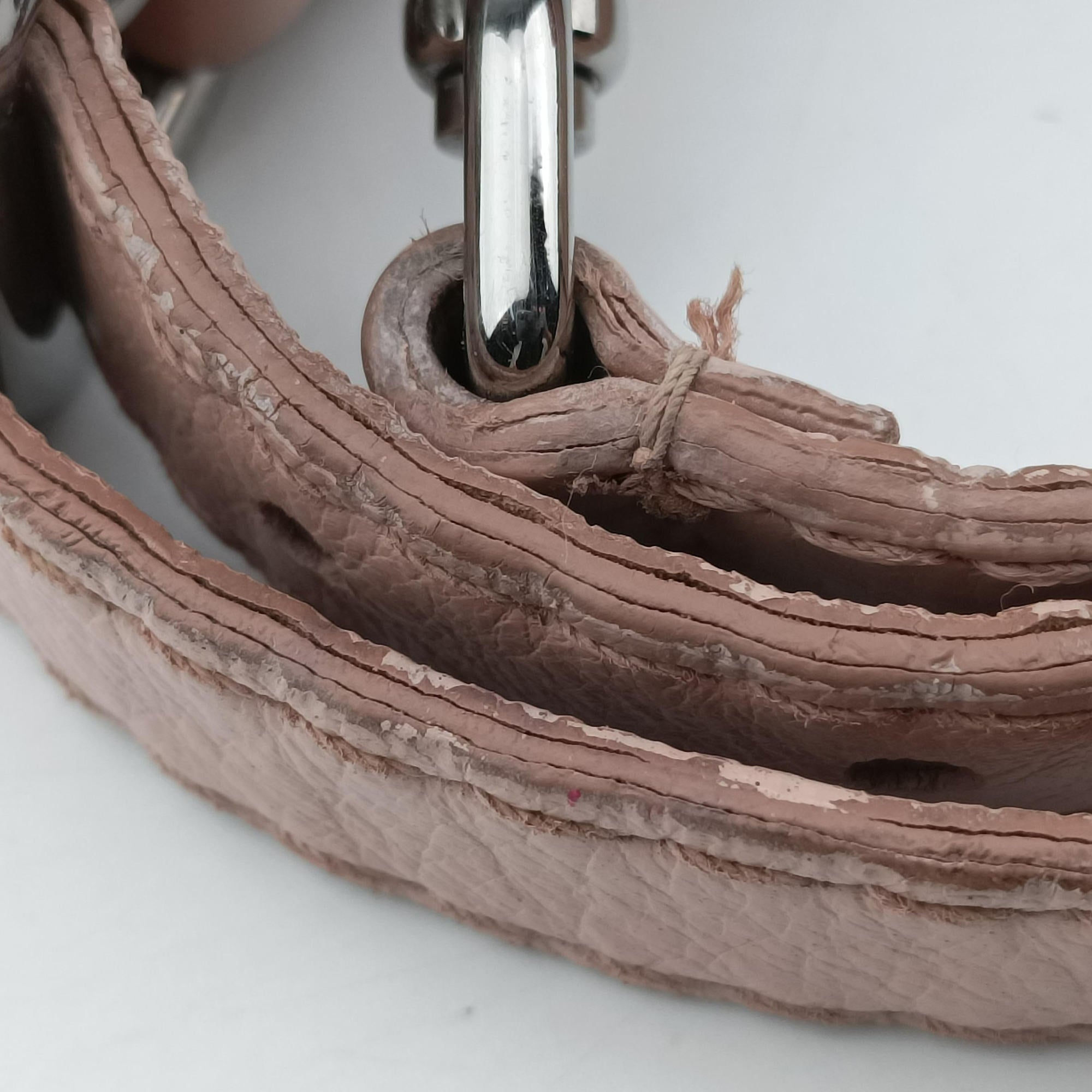 Secondhand Prada Triangle Logo tote Pink Leather  shoulderbag | stylenewstar