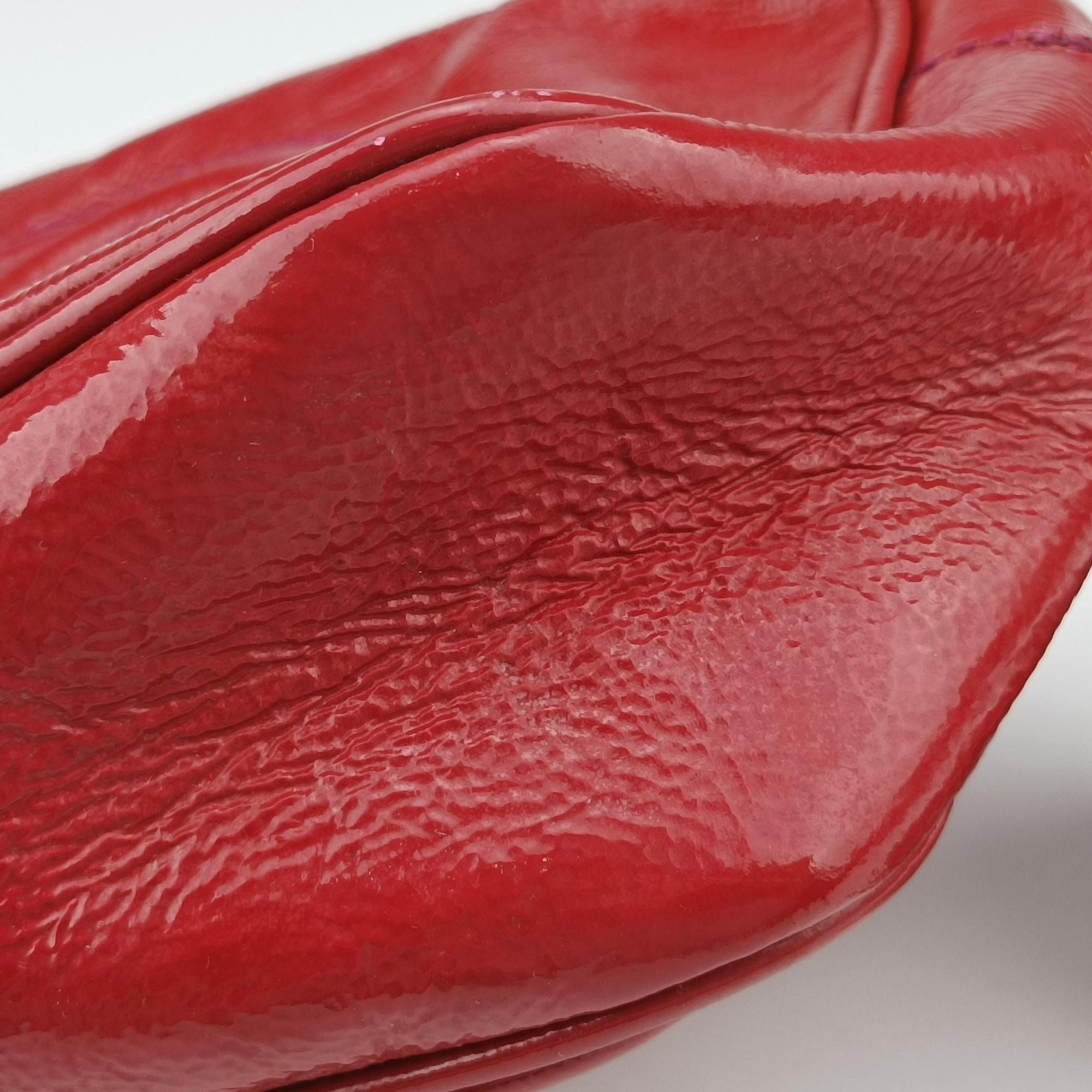 Pre-owned Gucci Soho Red Patent Leather 308364 shoulderbag | stylenewstar