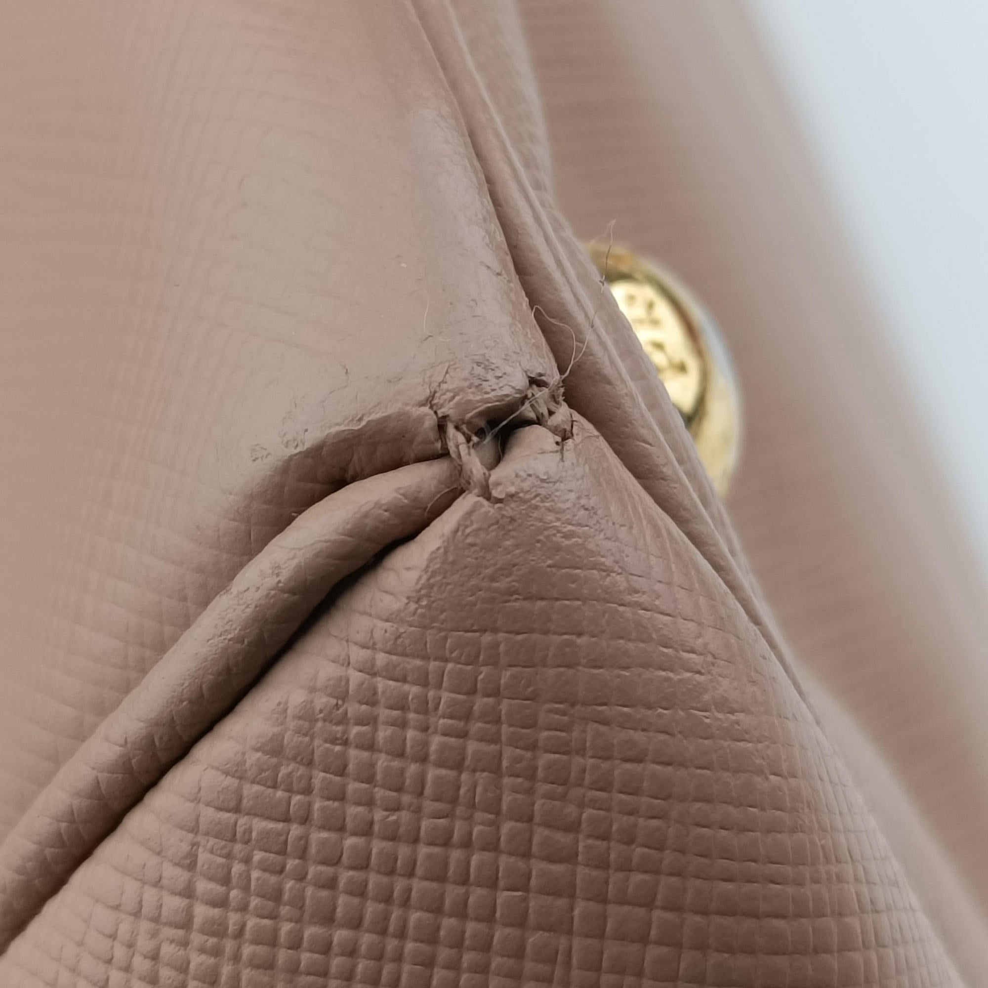 Pre-owned Prada Galleria Pink SAFFIANO Leather BN1801 shoulderbag | stylenewstar