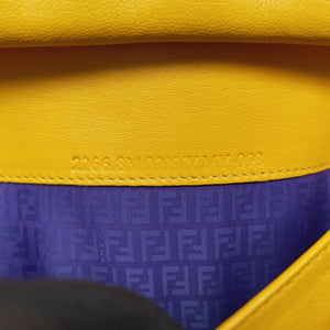 Pre-owned Fendi Embossed Logo Yellow Leather 8M0219YM shoulderbag | stylenewstar