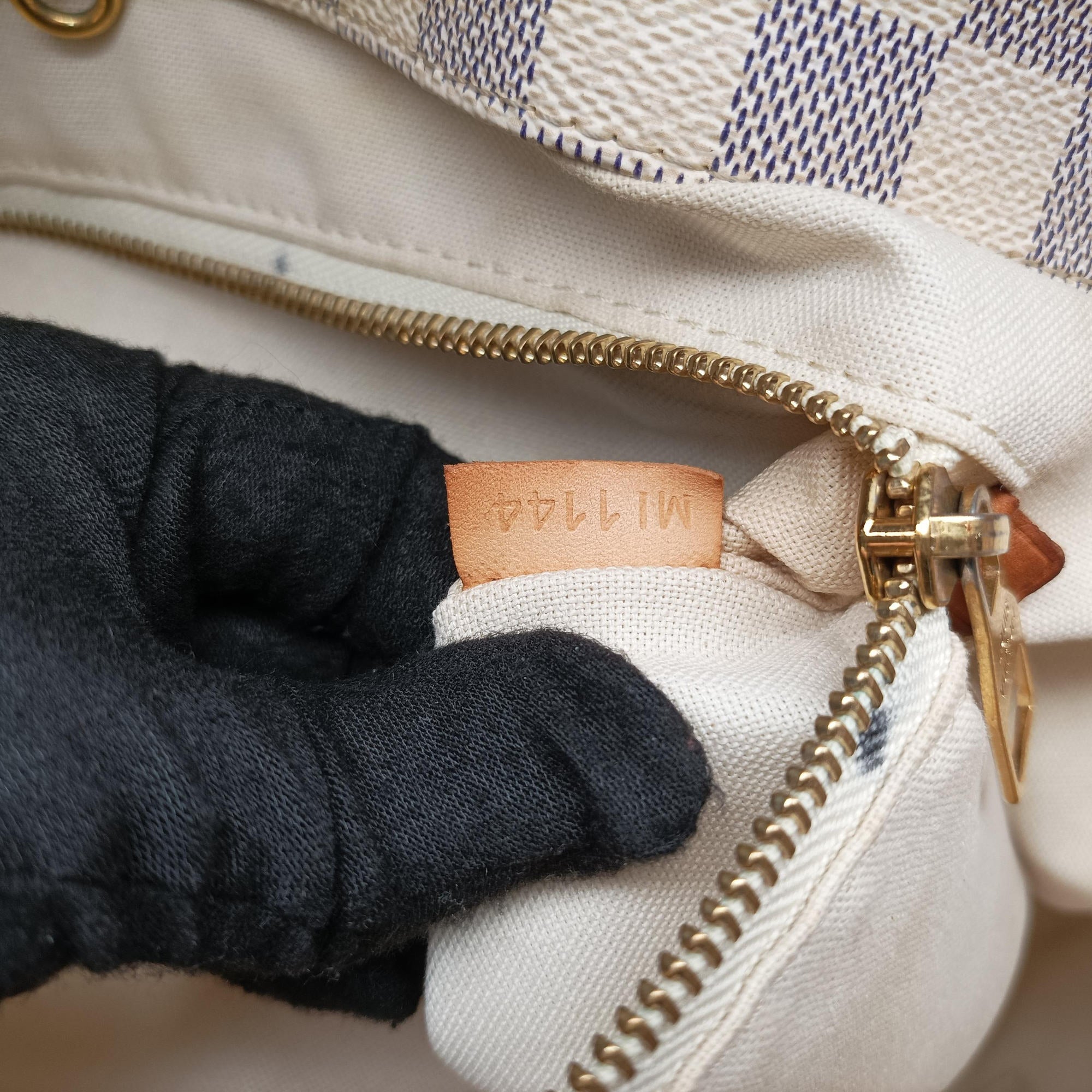 Pre-owned Louis Vuitton Cabas MM Azur Damier Canvas N41375 shoulderbag | stylenewstar
