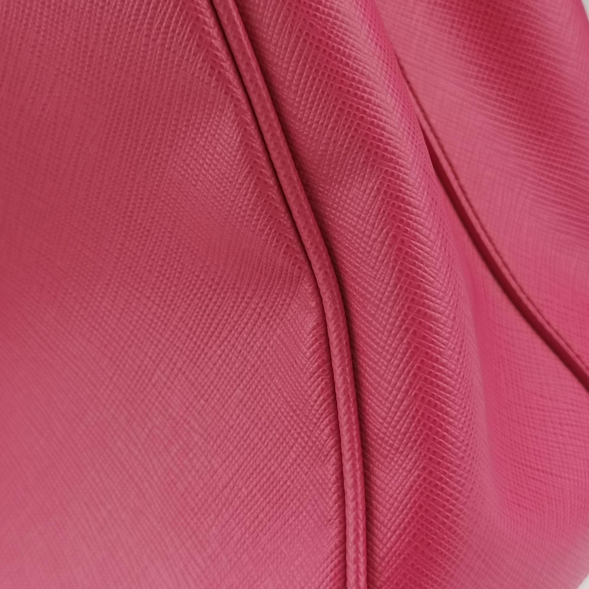 Vintage Prada Galleria Pink SAFFIANO Leather BN1786 shoulderbag | stylenewstar