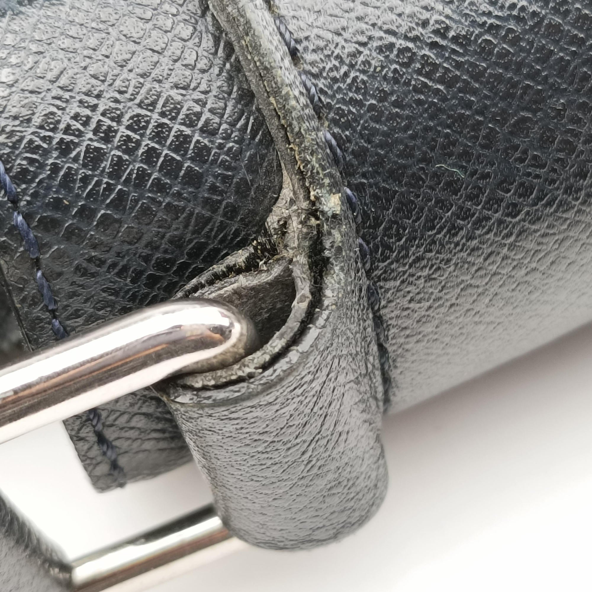 Vintage Louis Vuitton ANDREI ARDOISE Taiga M32482 shoulderbag | stylenewstar