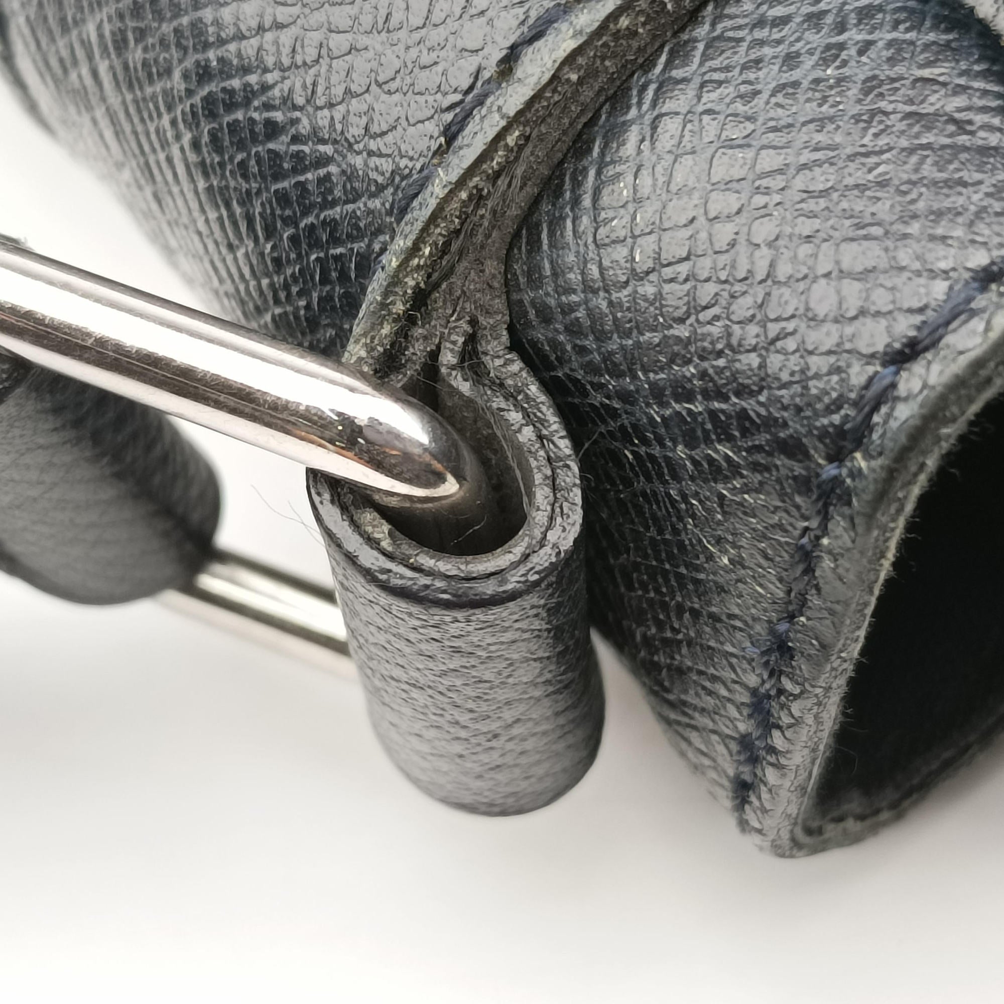 Vintage Louis Vuitton ANDREI ARDOISE Taiga M32482 shoulderbag | stylenewstar