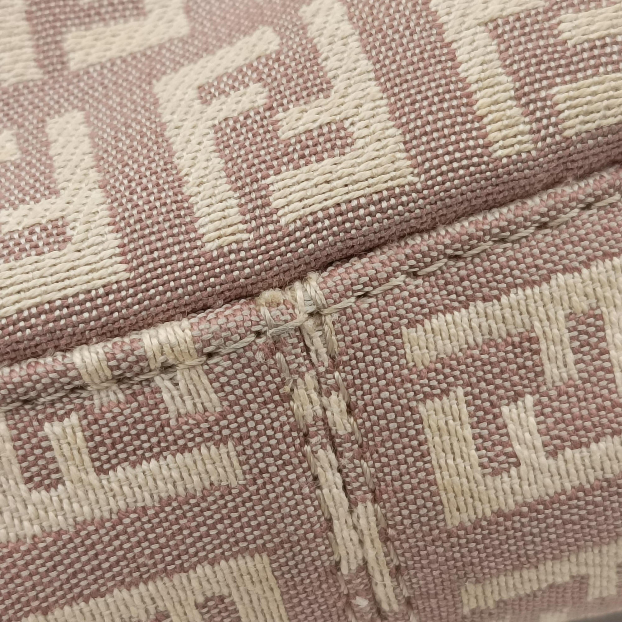 Pre-owned Fendi Zucchino Baguette Pink canvas 8BR003 handbag | stylenewstar