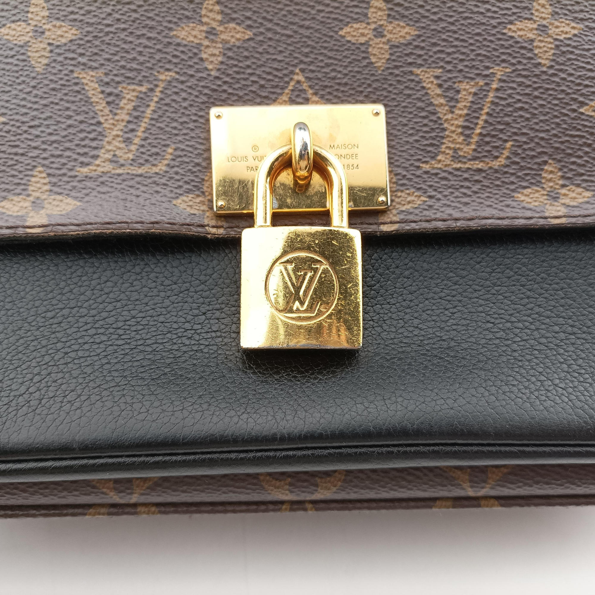 Vintage Louis Vuitton MARIGNAN brown×black Monogram Canvas×calf leather M44259 shoulderbag | stylenewstar