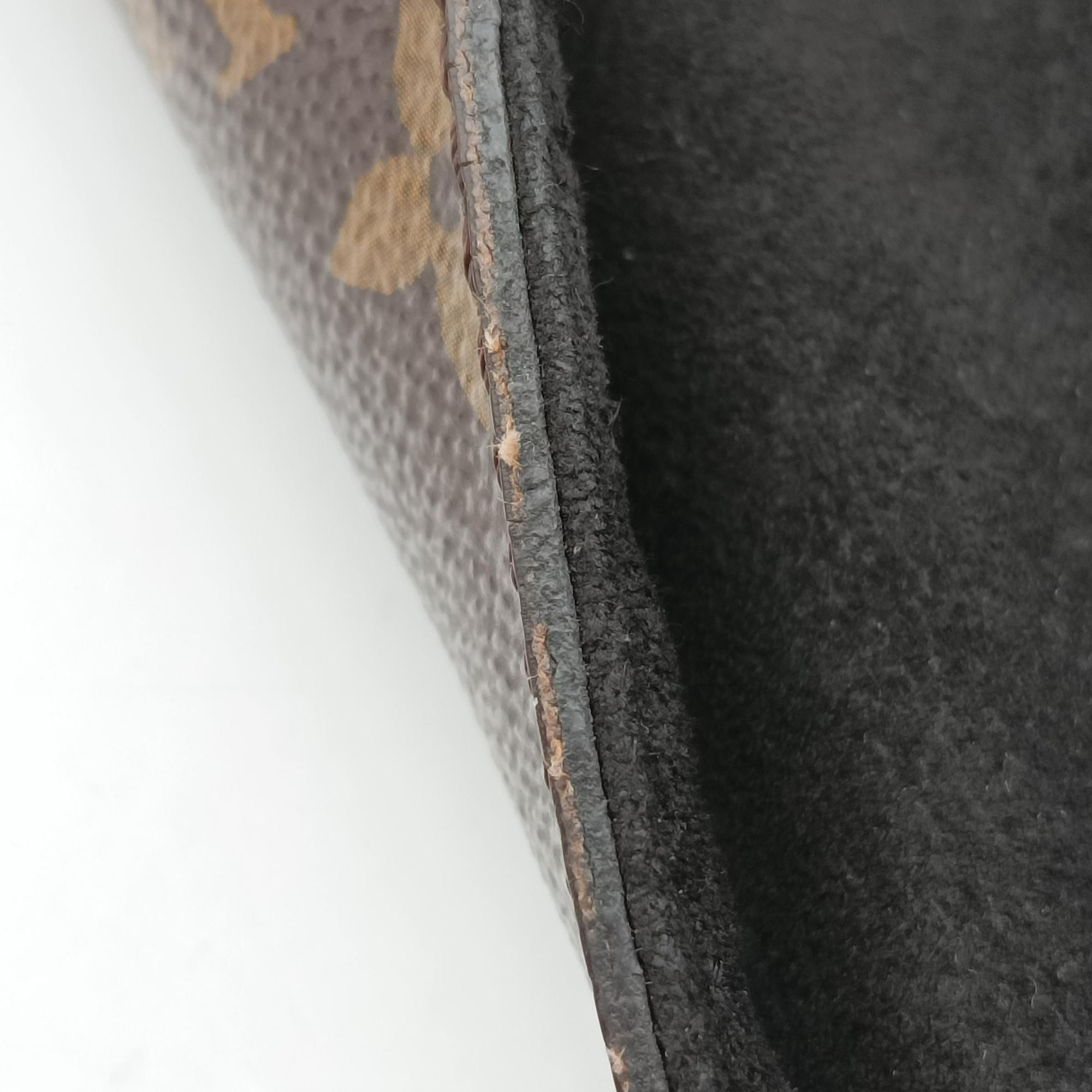 Vintage Louis Vuitton MARIGNAN brown×black Monogram Canvas×calf leather M44259 shoulderbag | stylenewstar