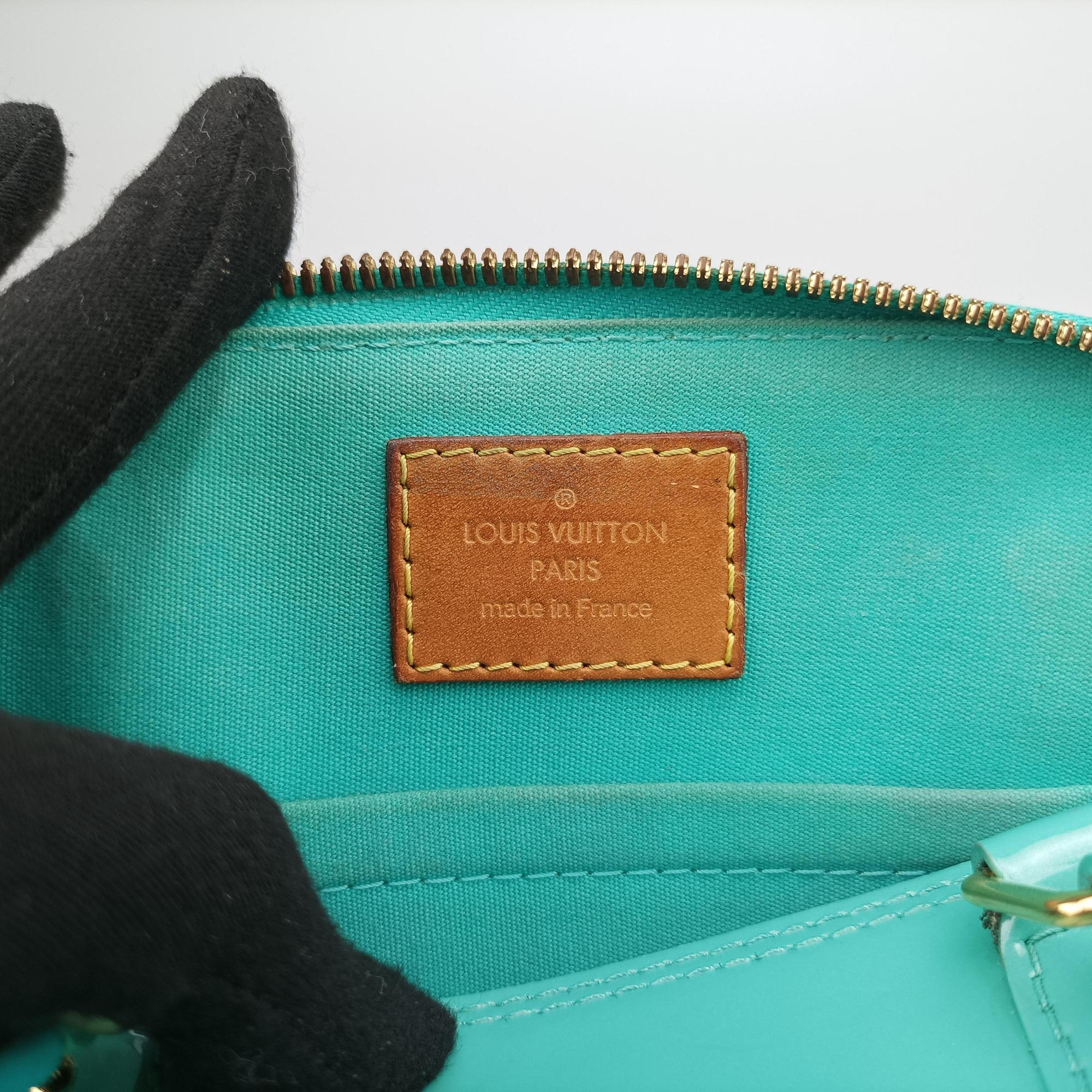 Vintage Louis Vuitton Alma BB Blue Lagon Vernis M91696 shoulderbag | stylenewstar
