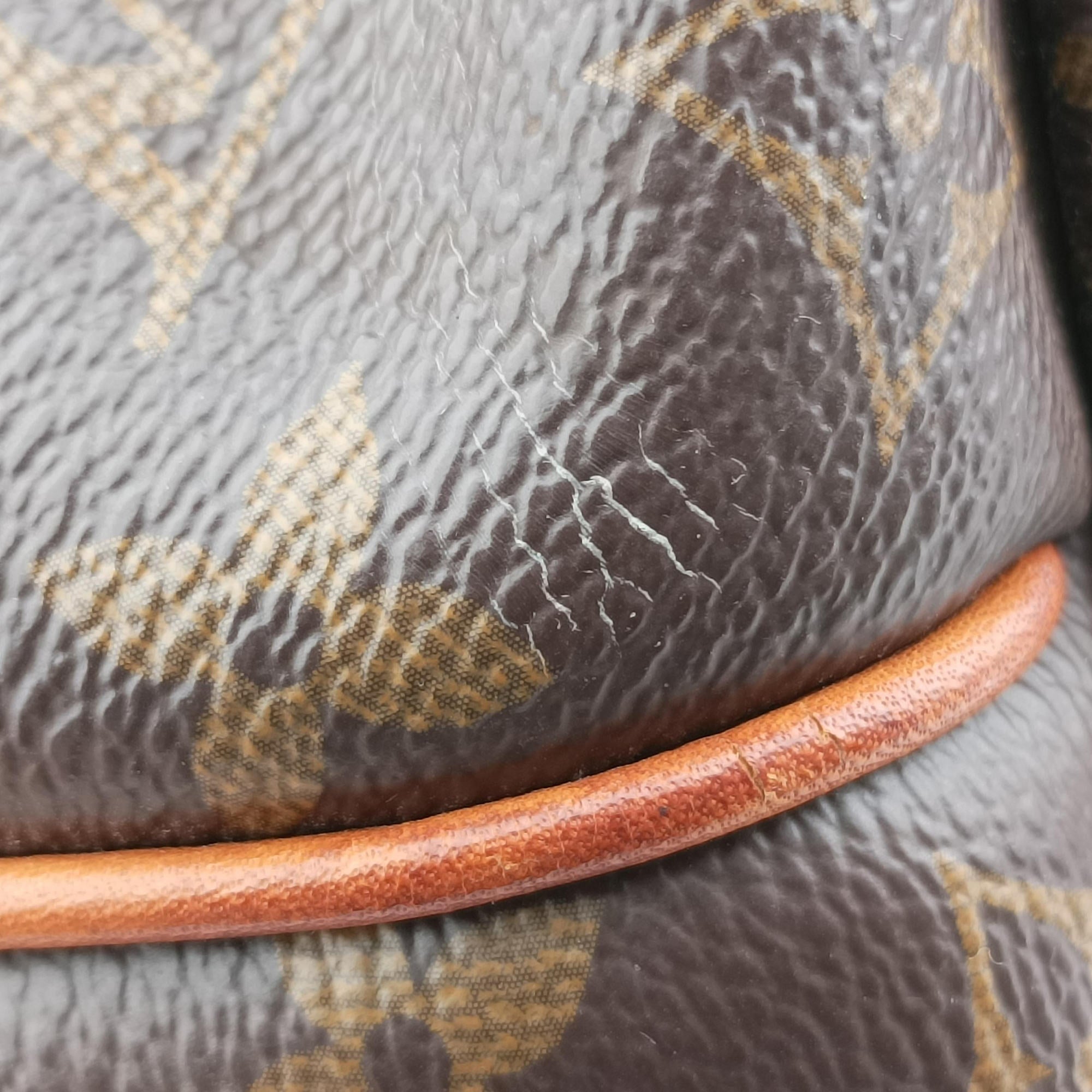 Vintage Louis Vuitton Turen PM brown Monogram Canvas M48813 shoulderbag | stylenewstar