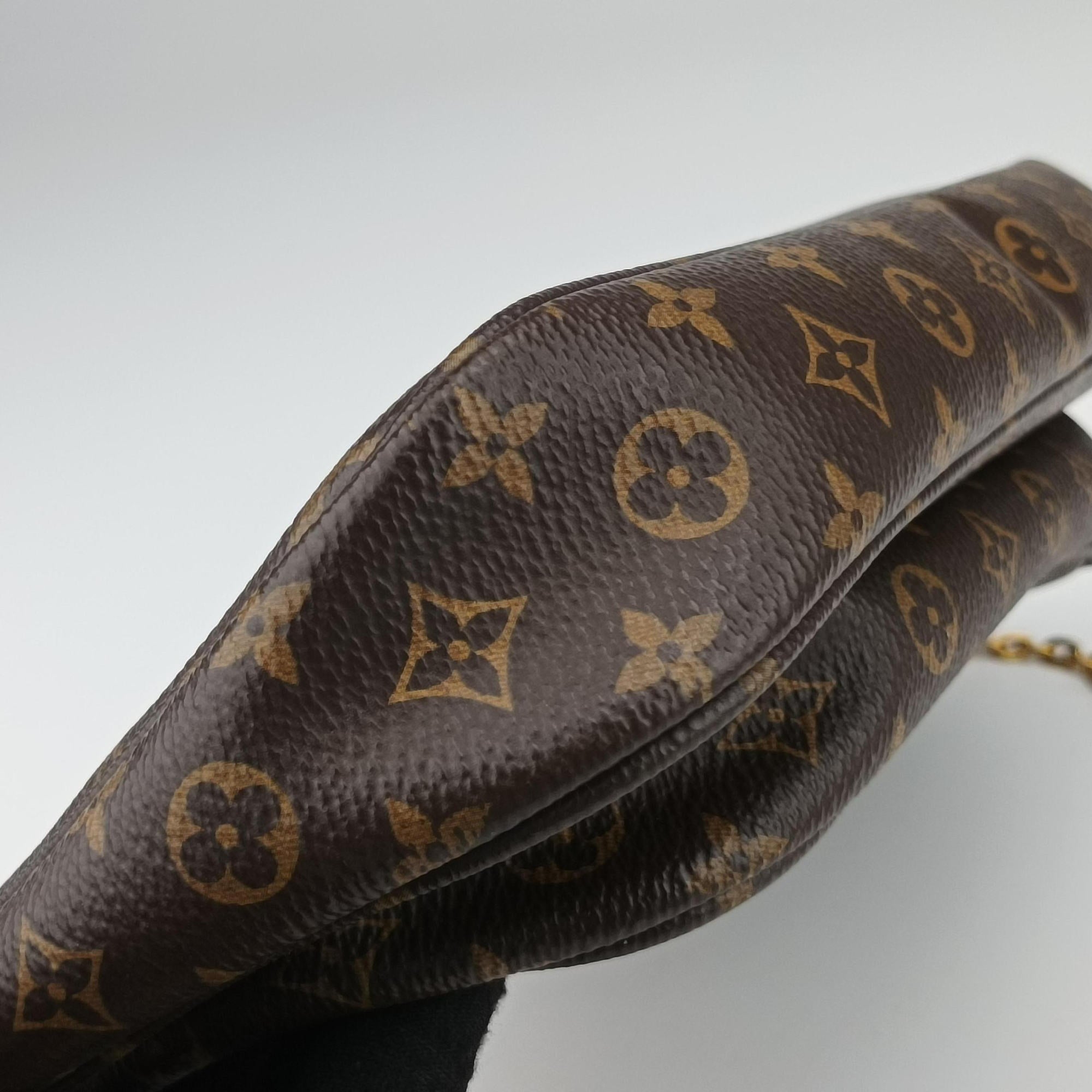 Pre-owned Louis Vuitton Multi Pochette Accessoir brown×khaki Monogram Canvas M44813 shoulderbag | stylenewstar