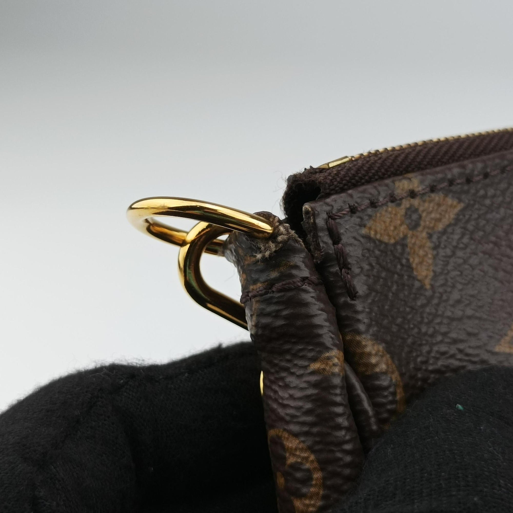 Pre-owned Louis Vuitton Multi Pochette Accessoir brown×khaki Monogram Canvas M44813 shoulderbag | stylenewstar