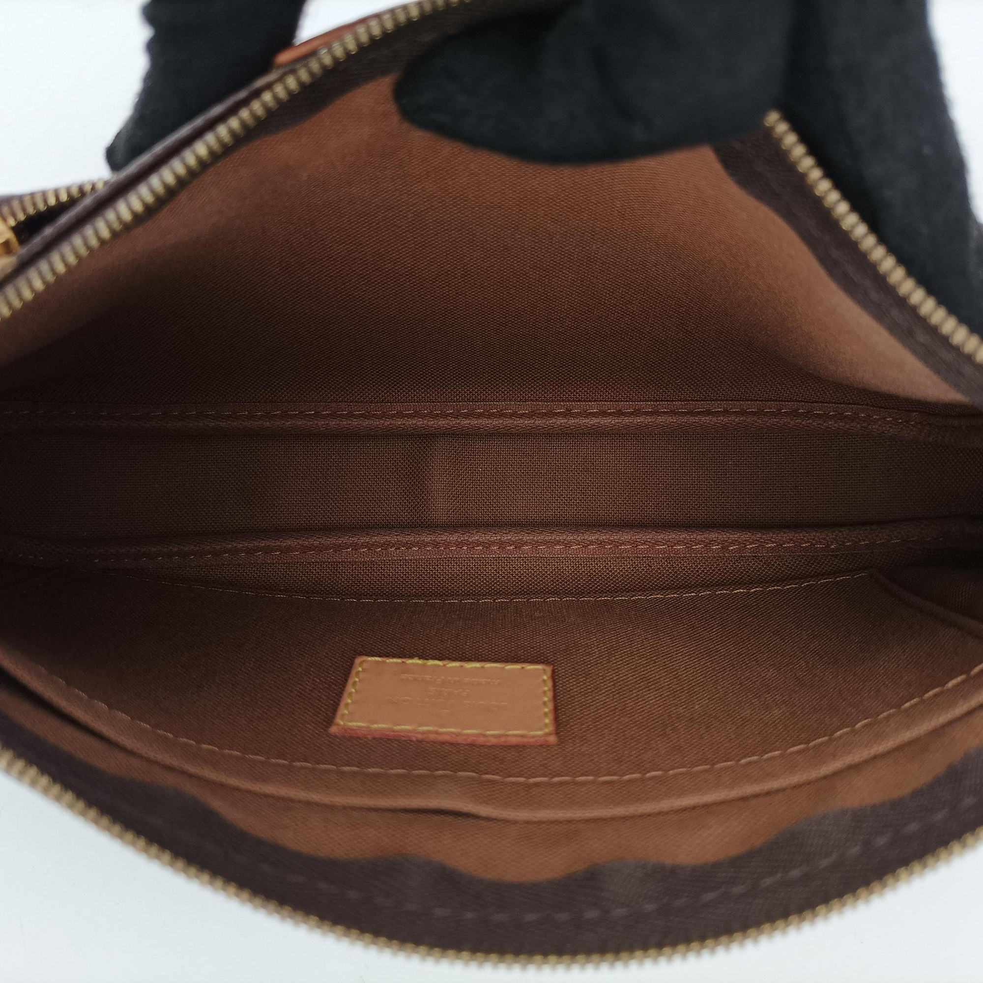 Pre-owned Louis Vuitton Multi Pochette Accessoir brown×khaki Monogram Canvas M44813 shoulderbag | stylenewstar