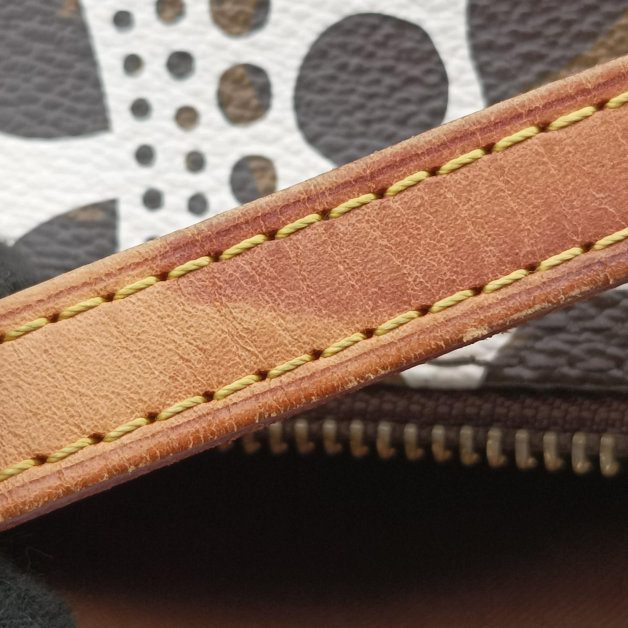 Secondhand Louis Vuitton Papillon GM White × Brown Monogram Pumpkin Dots M40687 shoulderbag | stylenewstar