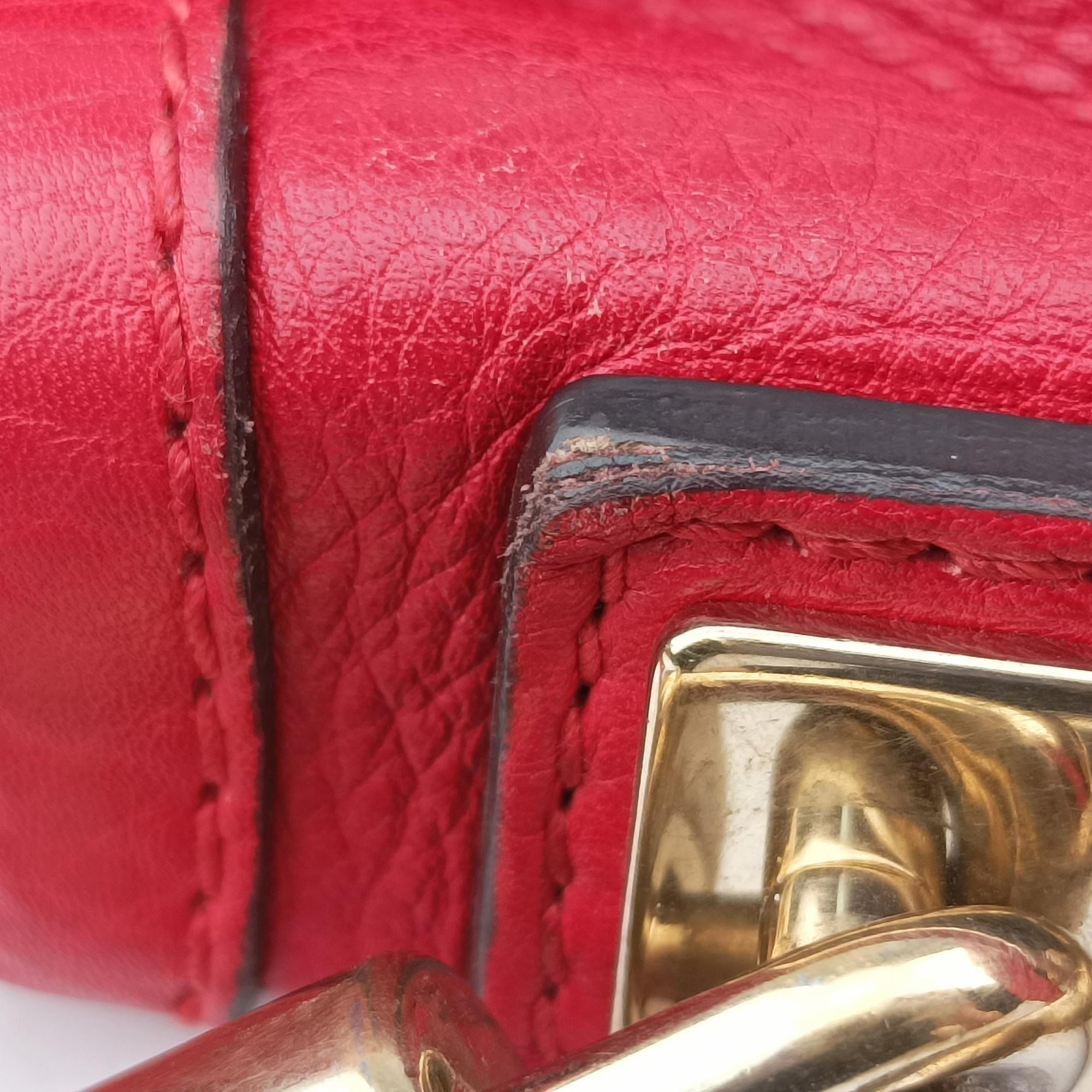 Pre-owned Gucci Bella Red Leather 282301 shoulderbag | stylenewstar