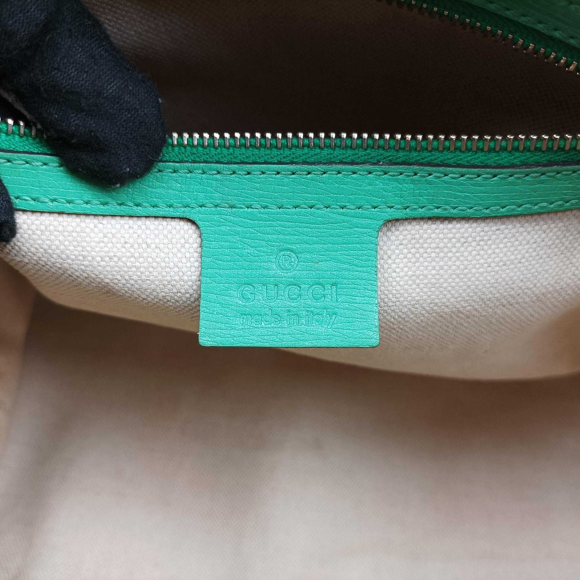 Vintage Gucci Microguccissima Green Leather 309617 shoulderbag | stylenewstar