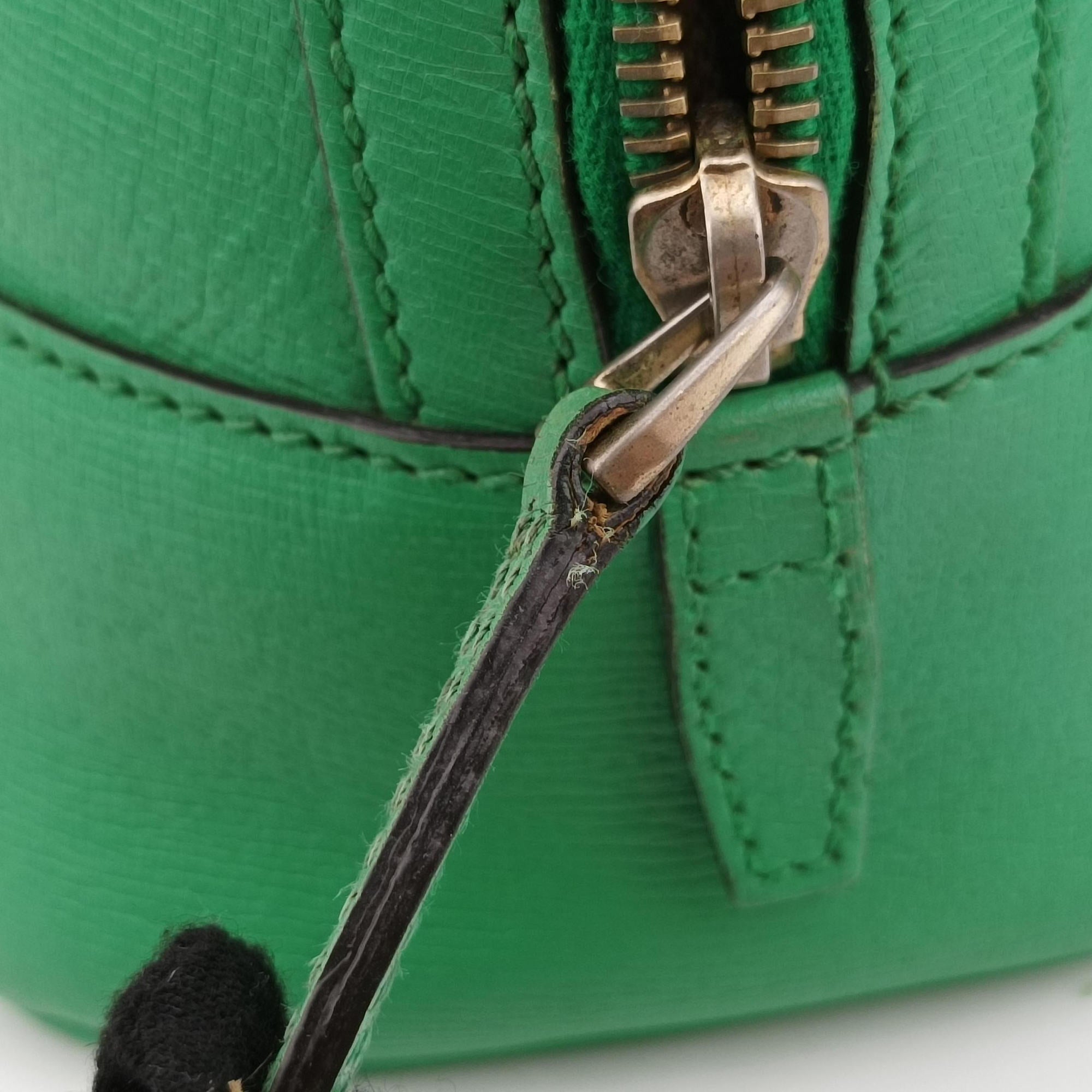 Vintage Gucci Microguccissima Green Leather 309617 shoulderbag | stylenewstar