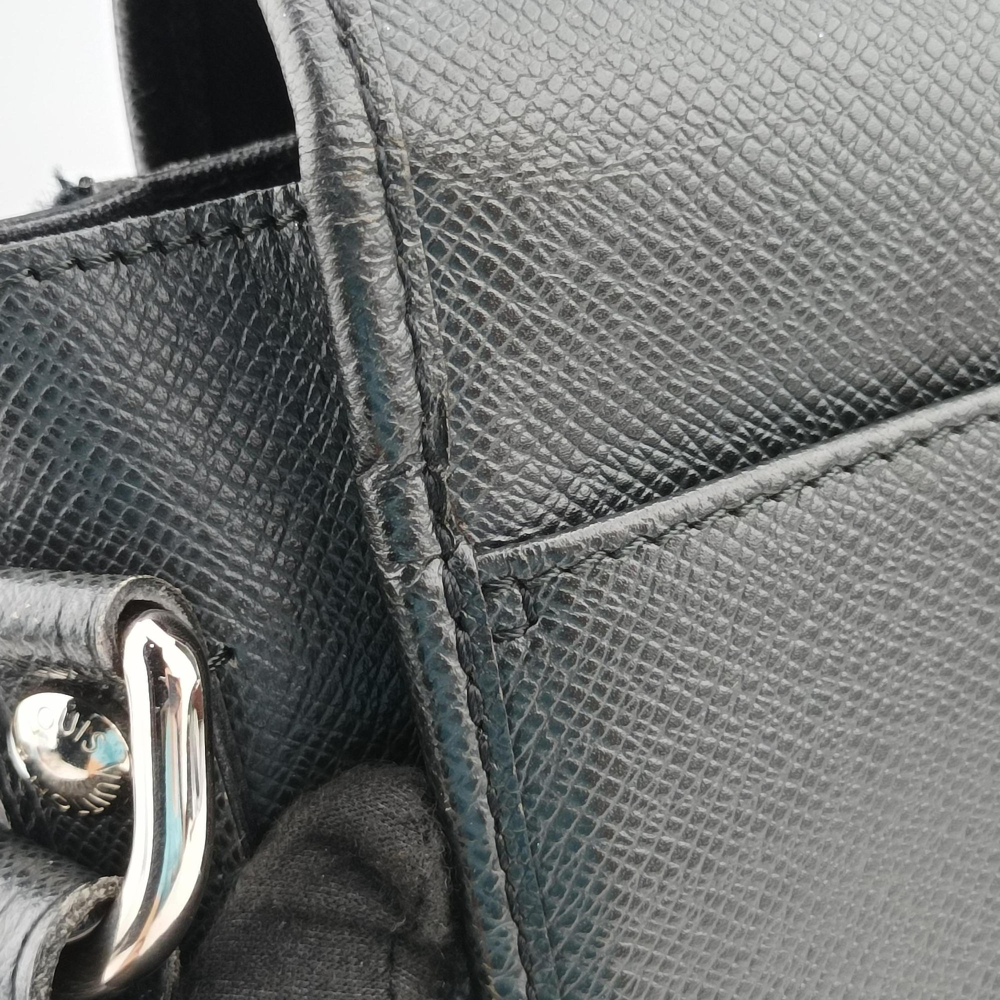 Vintage Louis Vuitton ANDREI ARDOISE Taiga M32482 shoulderbag | stylenewstar