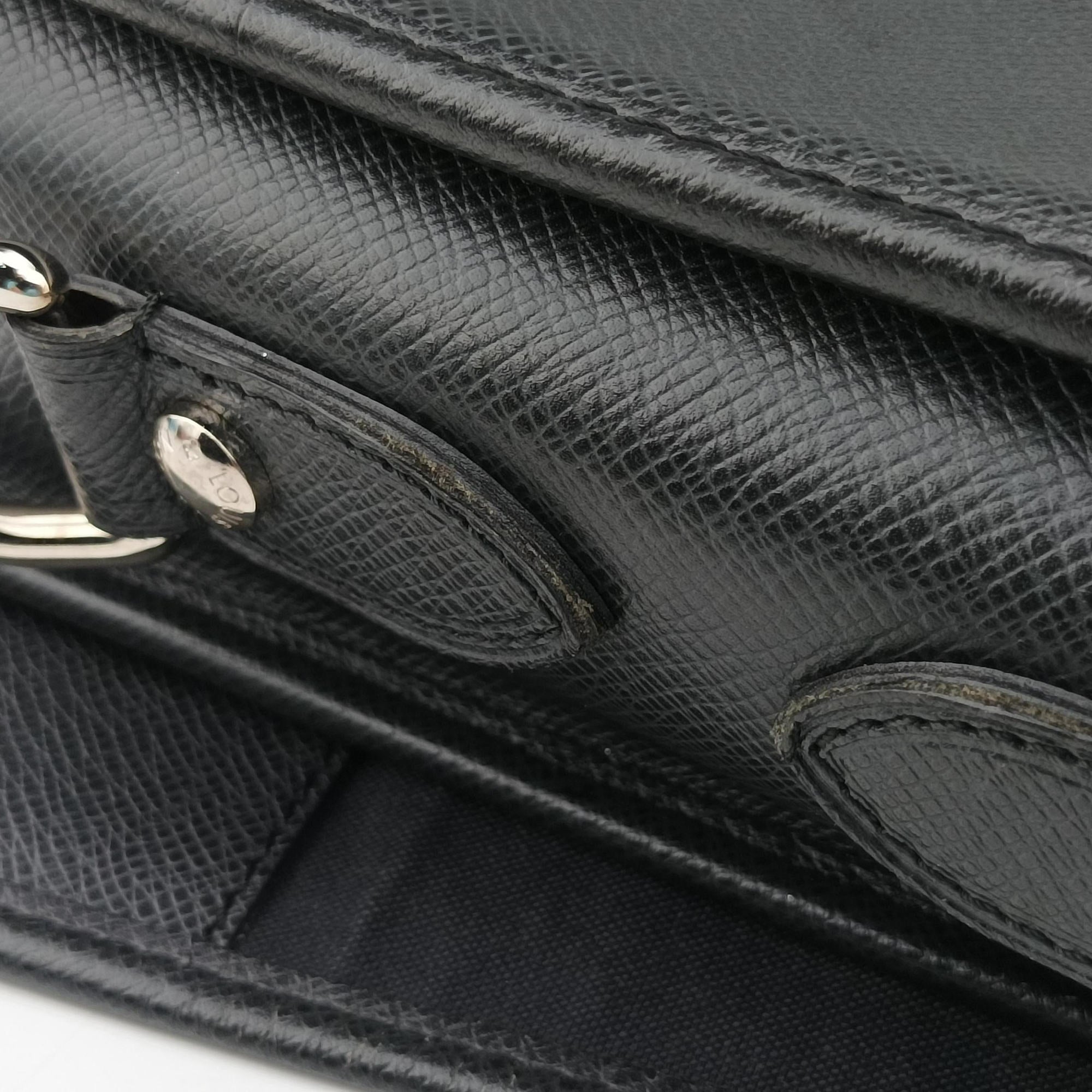 Vintage Louis Vuitton ANDREI ARDOISE Taiga M32482 shoulderbag | stylenewstar
