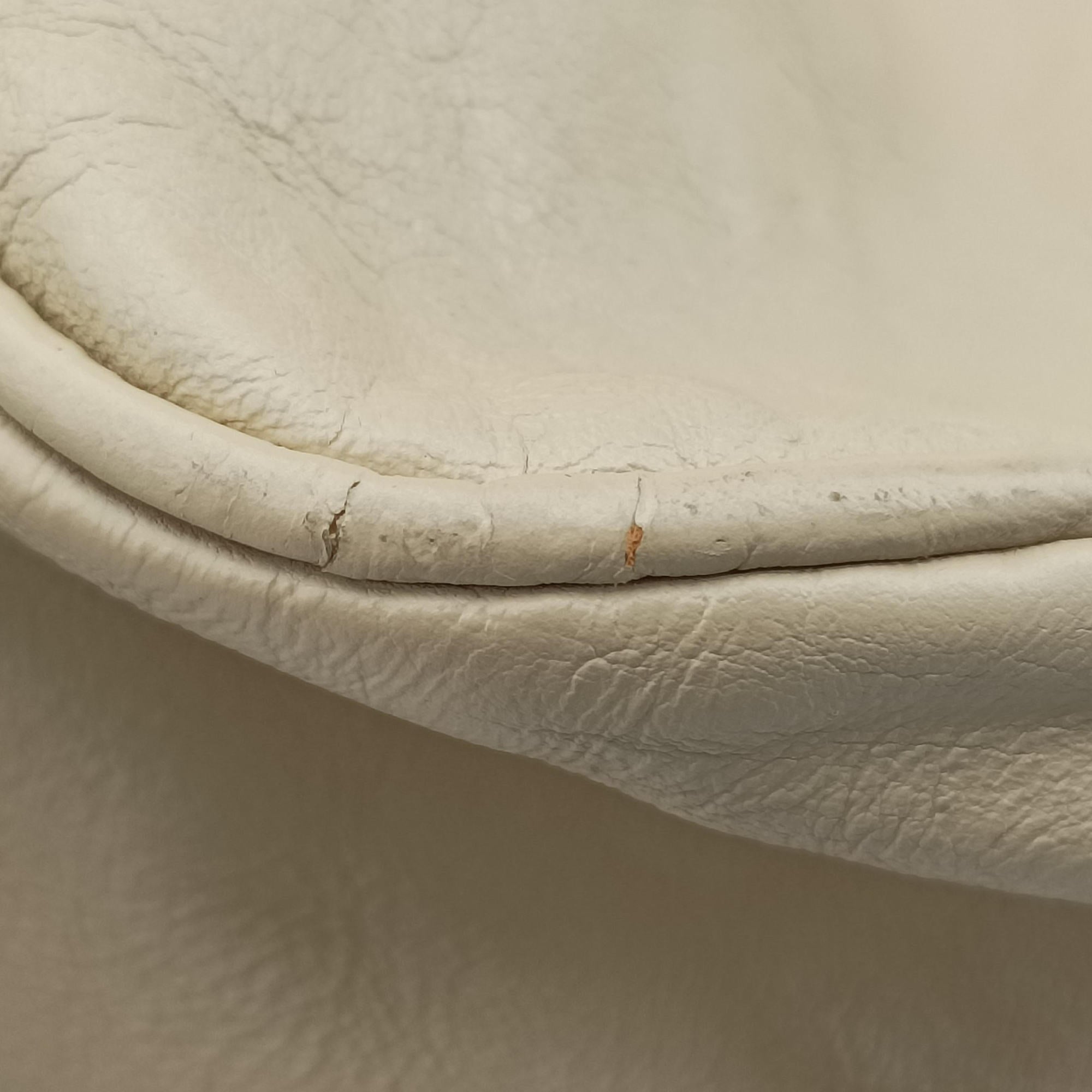 Vintage Christian Dior Gaucho White Leather  shoulderbag | stylenewstar