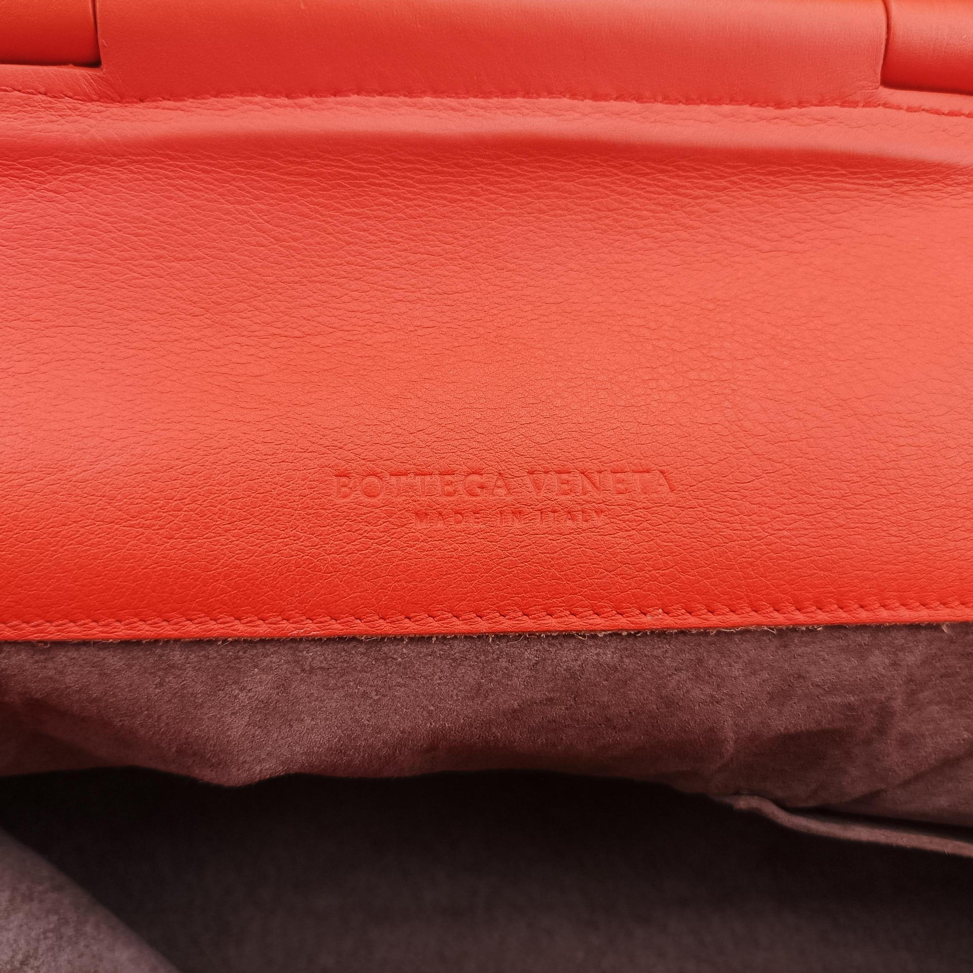 Secondhand Bottega Veneta Intrecciato Orange lambskin  handbag | stylenewstar