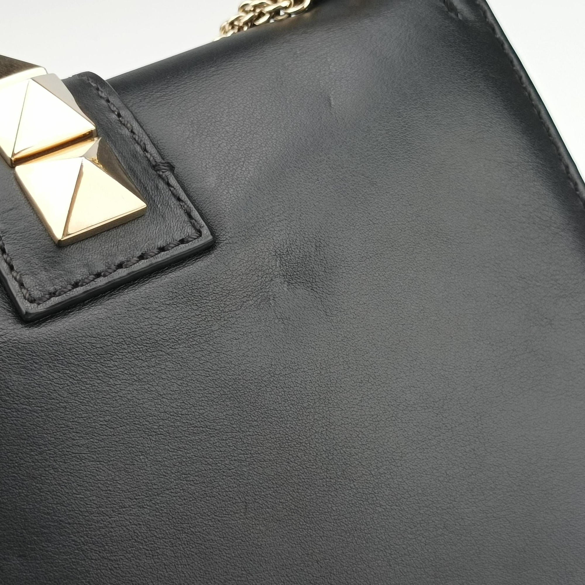 Pre-owned Valentino Rockstud Glam Lock Black Leather  shoulderbag | stylenewstar