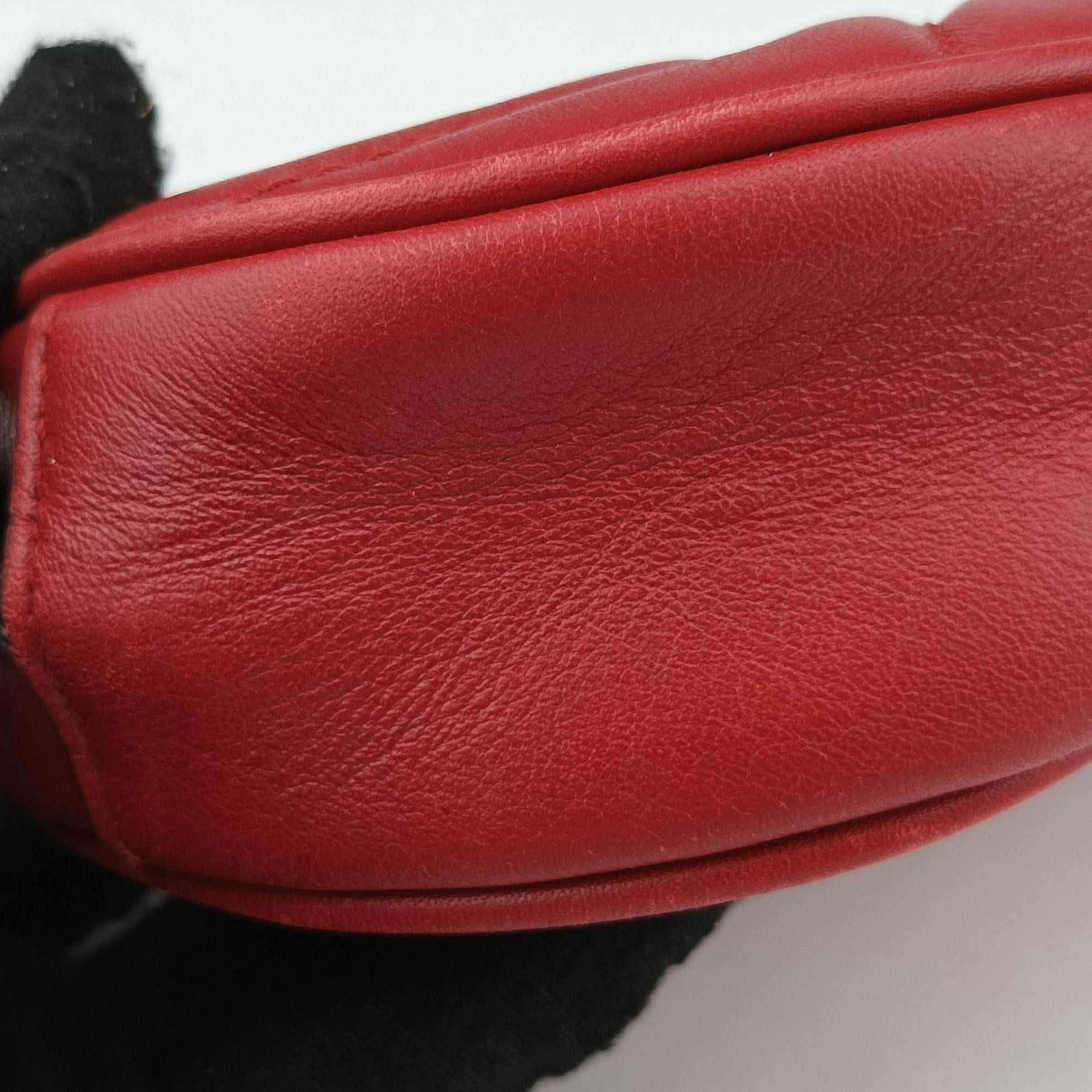 Pre-owned Gucci GG Marmont Red Leather 476434 bum bag/waist bag | stylenewstar