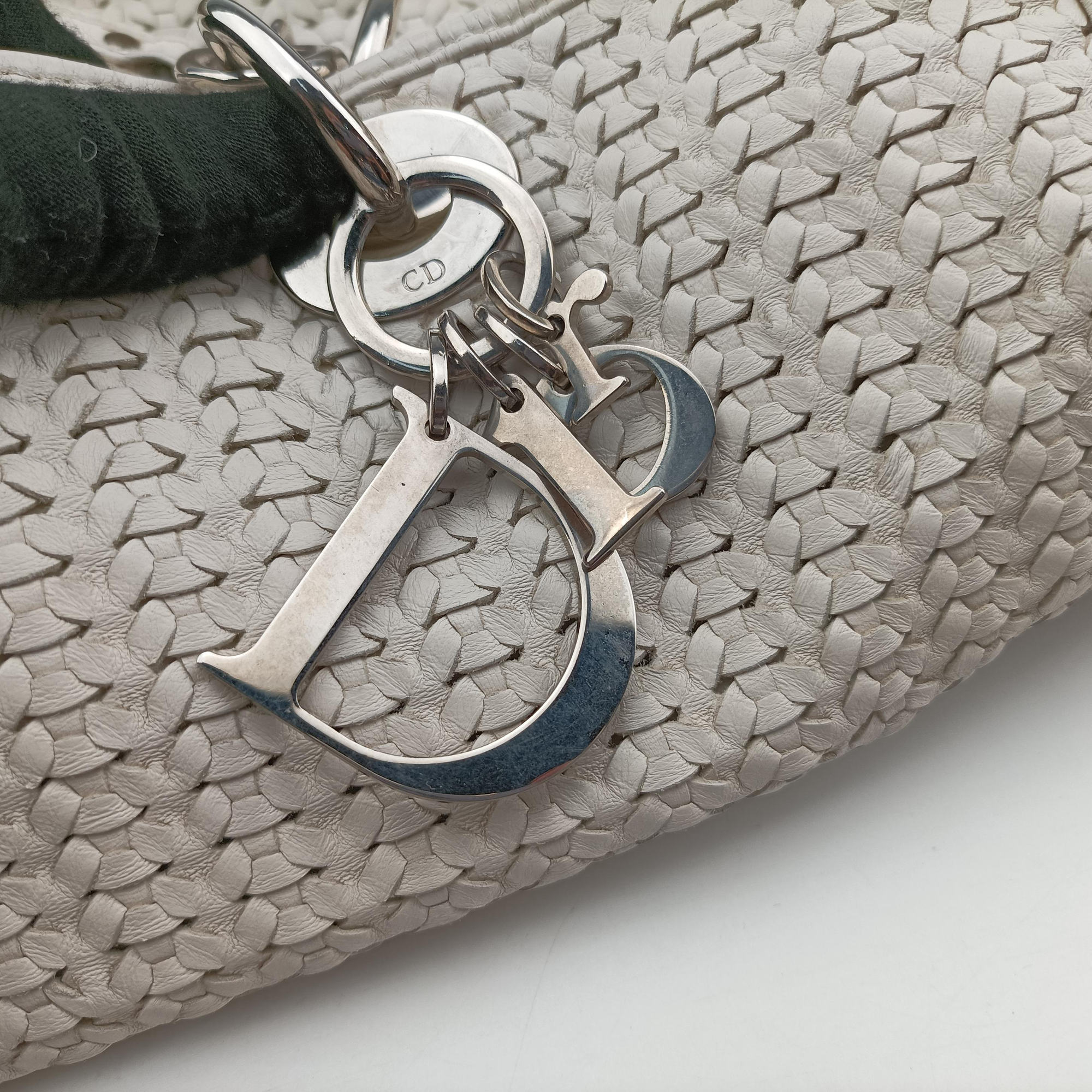 Pre-owned Christian Dior Soft Lady Dior Canage INTRECCIATO Tote White lambskin  handbag | stylenewstar