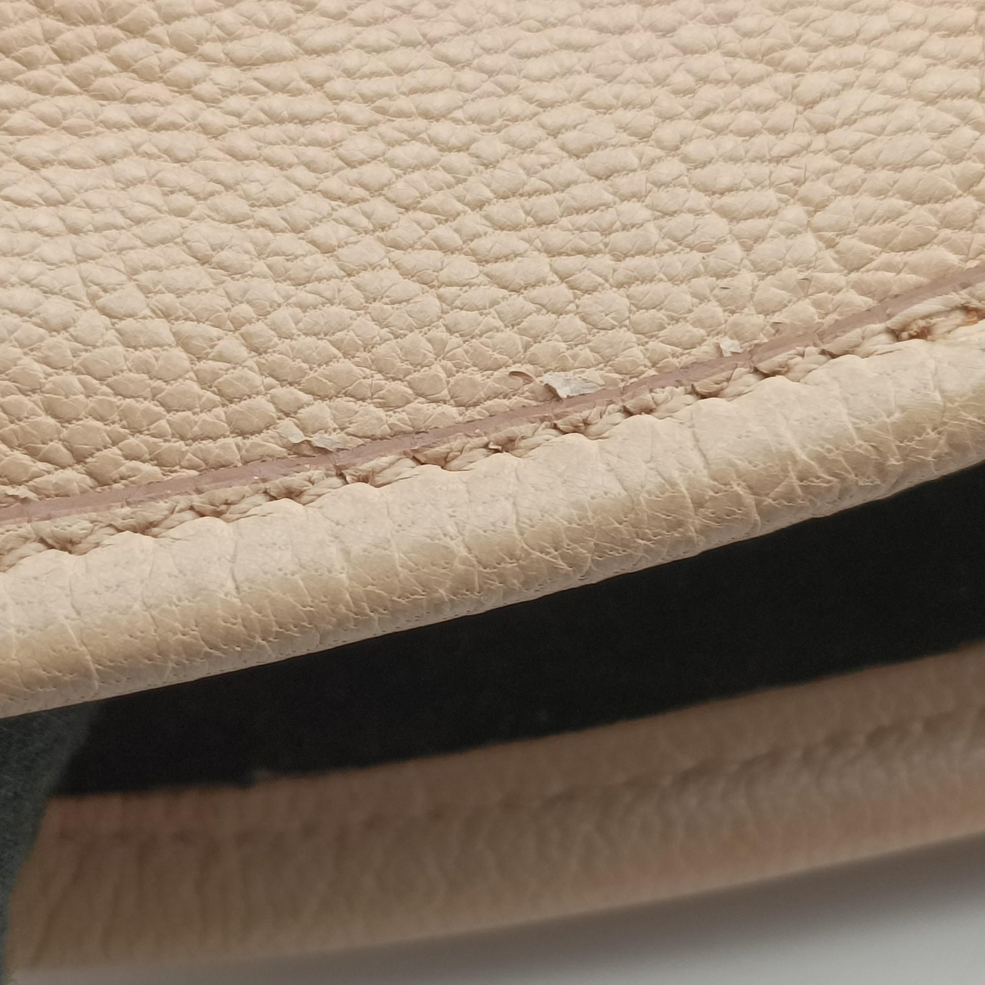 Pre-owned Yves Saint Laurent Mombasa Beige Leather 122245 handbag | stylenewstar