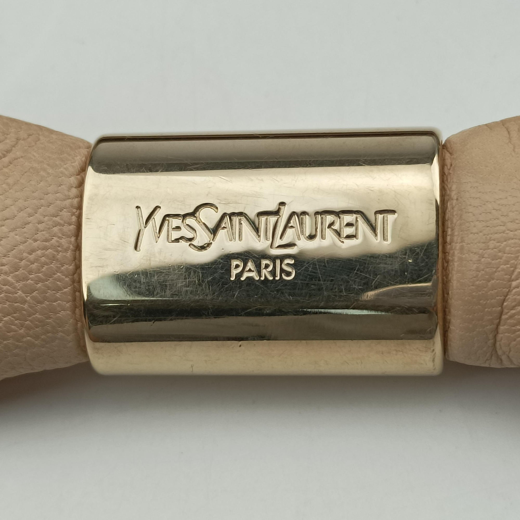 Pre-owned Yves Saint Laurent Mombasa Beige Leather 122245 handbag | stylenewstar