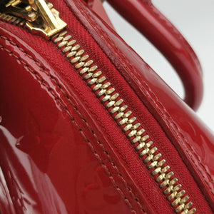 Pre-owned Louis Vuitton Alma BB pomme d'amour Vernis M91606 shoulderbag | stylenewstar