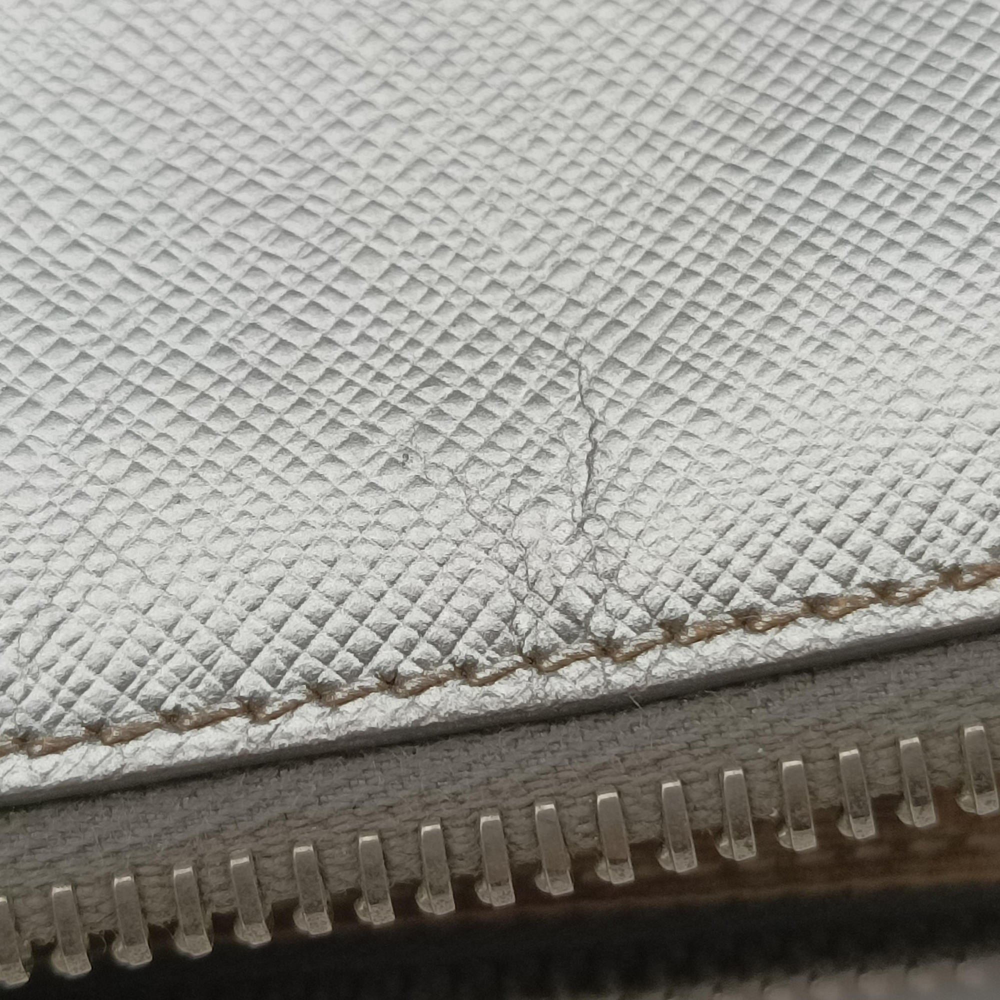 Pre-owned Prada Galleria Silver SAFFIANO Leather BN1874 shoulderbag | stylenewstar