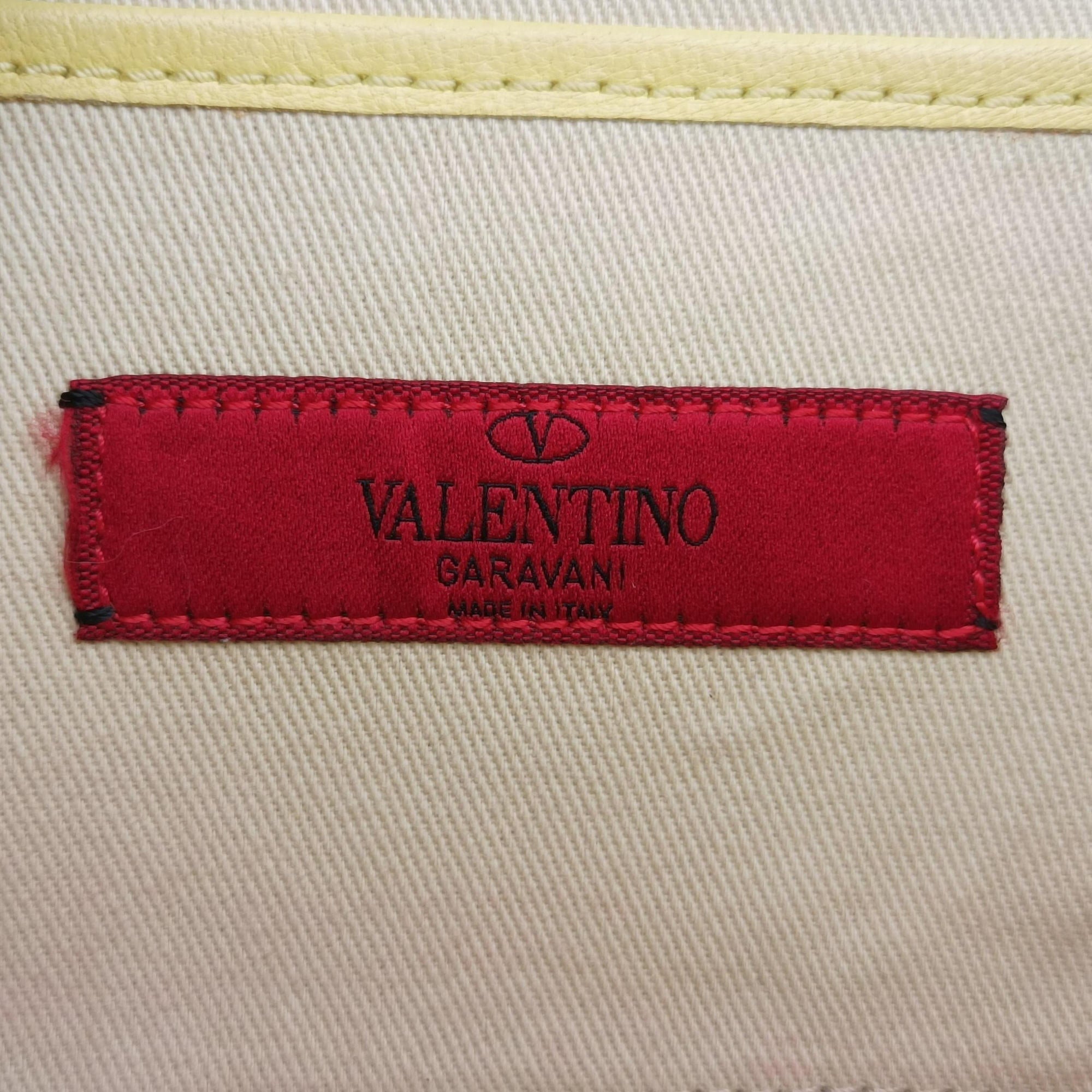 Pre-owned Valentino Rockstud Va Va Voom Yellow Leather  shoulderbag | stylenewstar