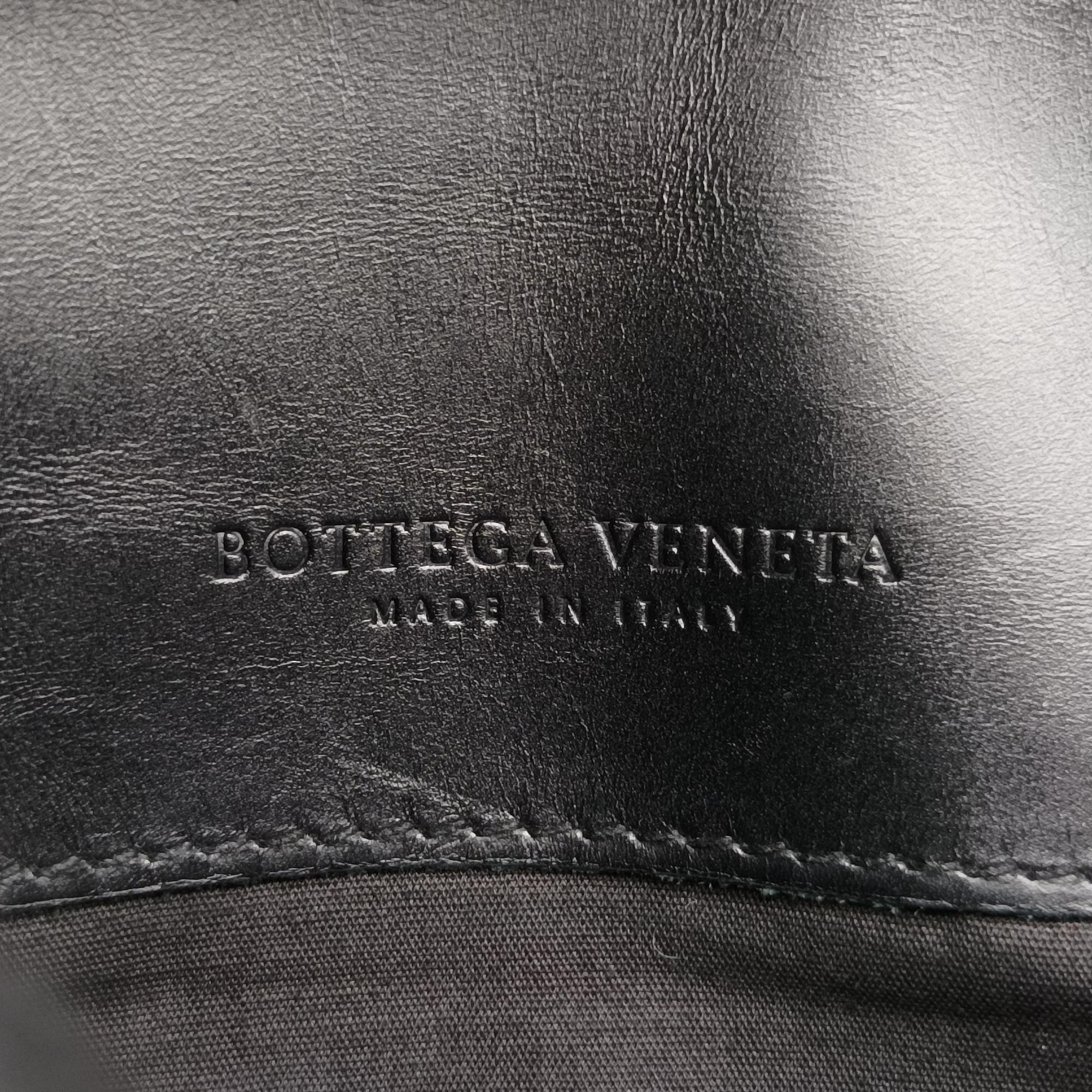 Vintage Bottega Veneta Intrecciato Black lambskin  handbag | stylenewstar