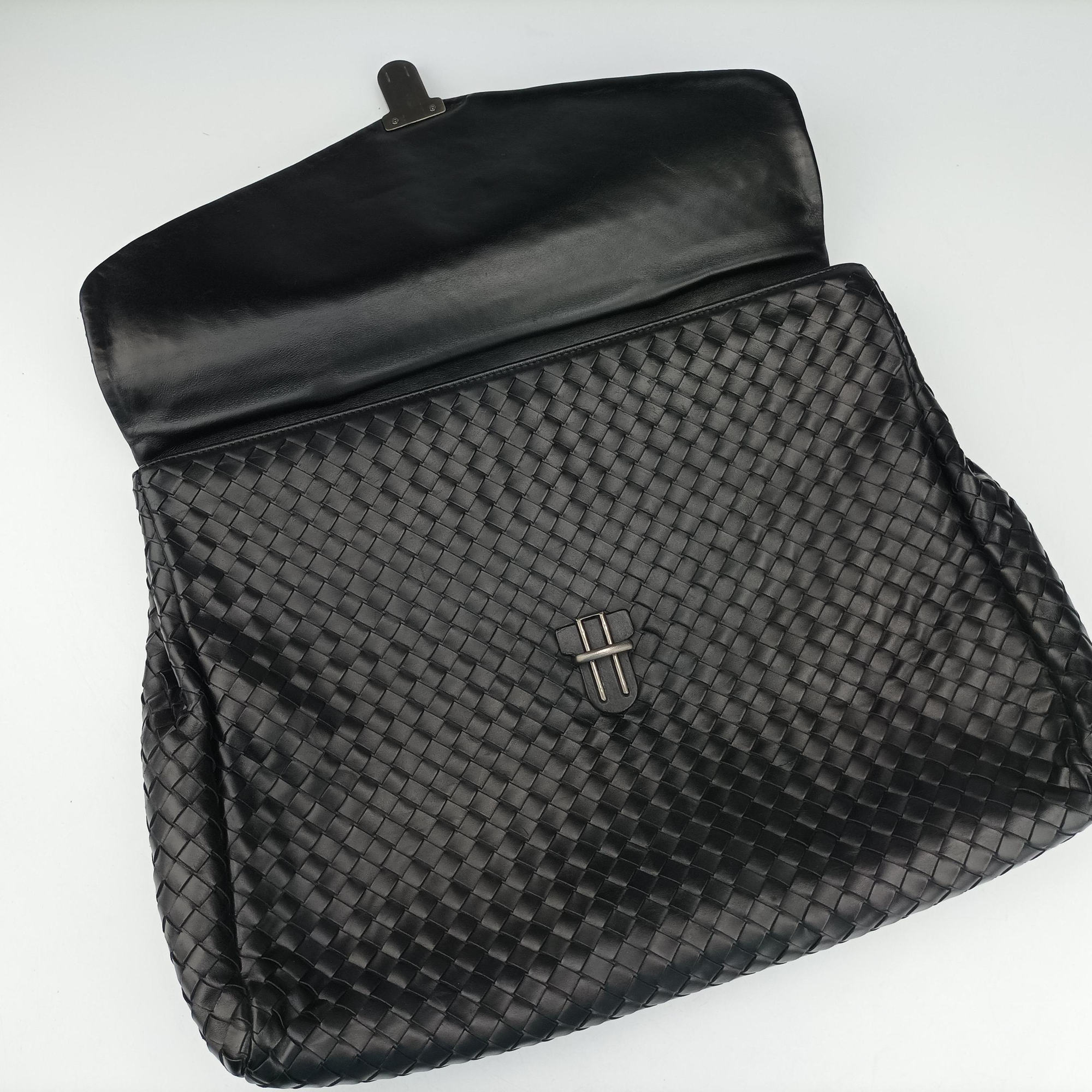 Vintage Bottega Veneta Intrecciato Black lambskin  handbag | stylenewstar