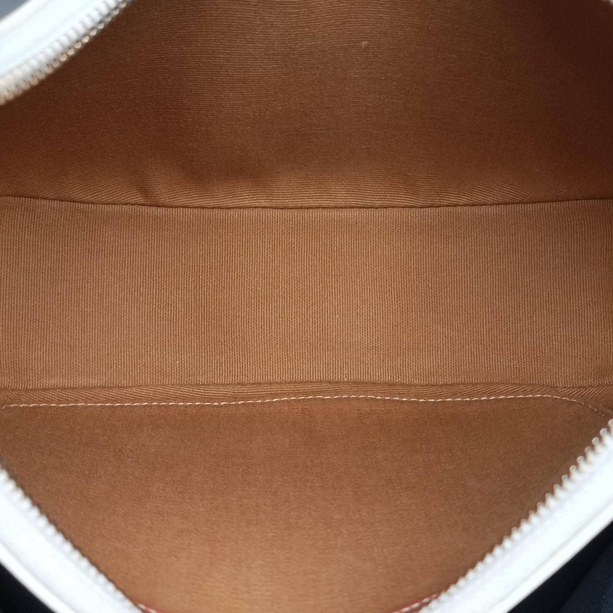 Pre-owned Celine Triomphe AVA White PVC coated canvas  shoulderbag | stylenewstar