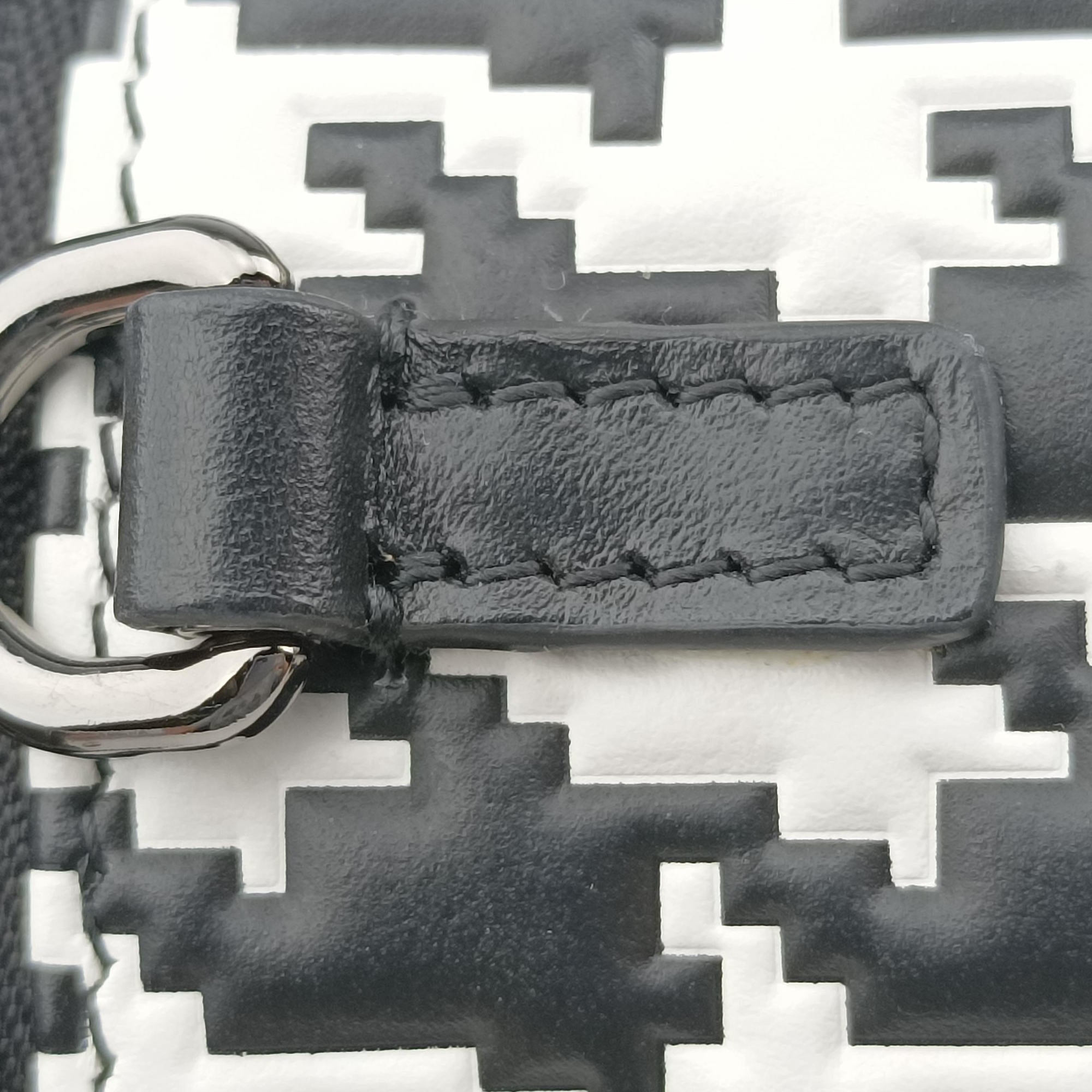 Pre-owned Christian Dior Houndstooth vanity bag Black and White Leather  shoulderbag | stylenewstar